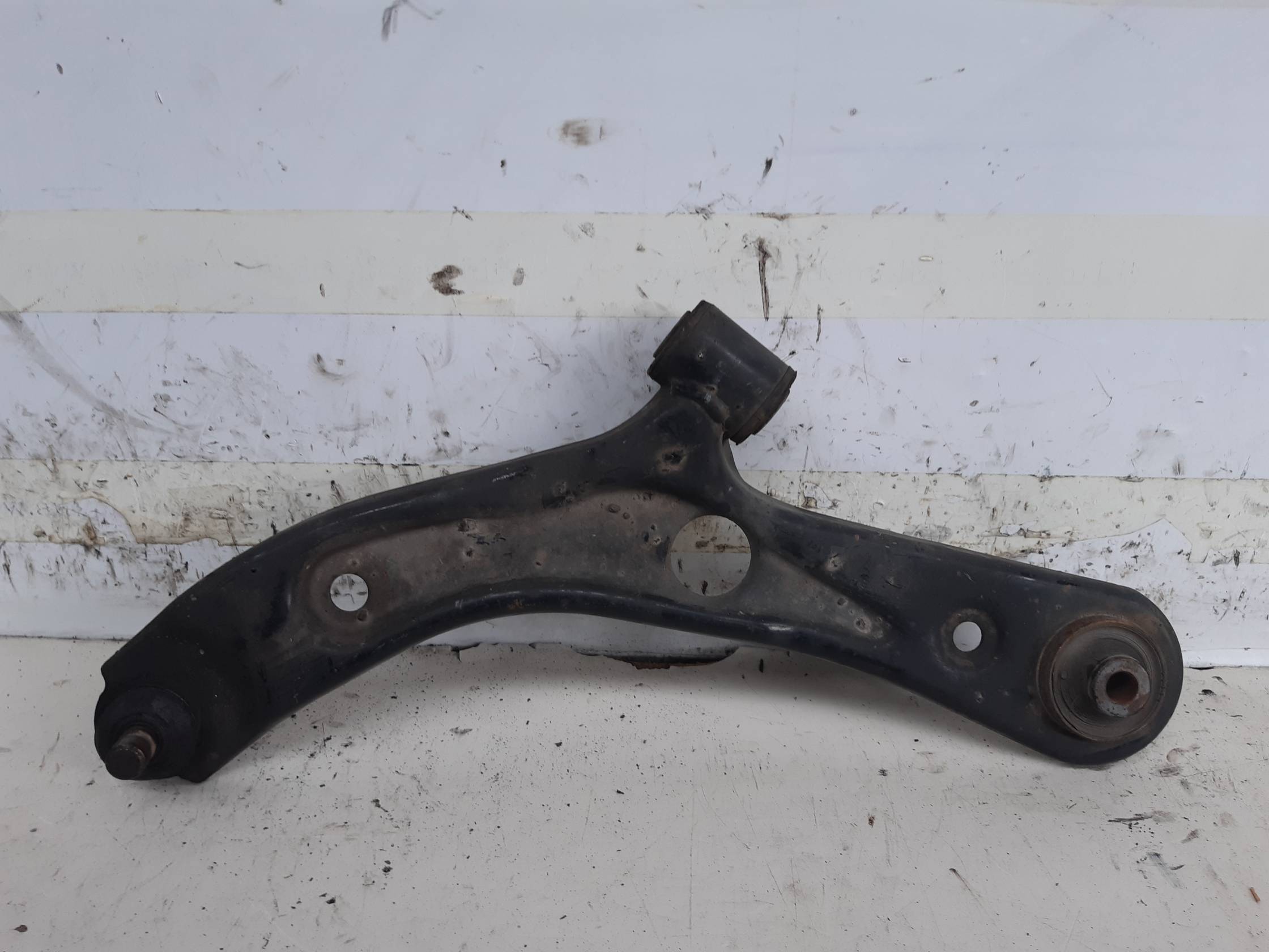 Braccio oscillante sosp. ant. sx.