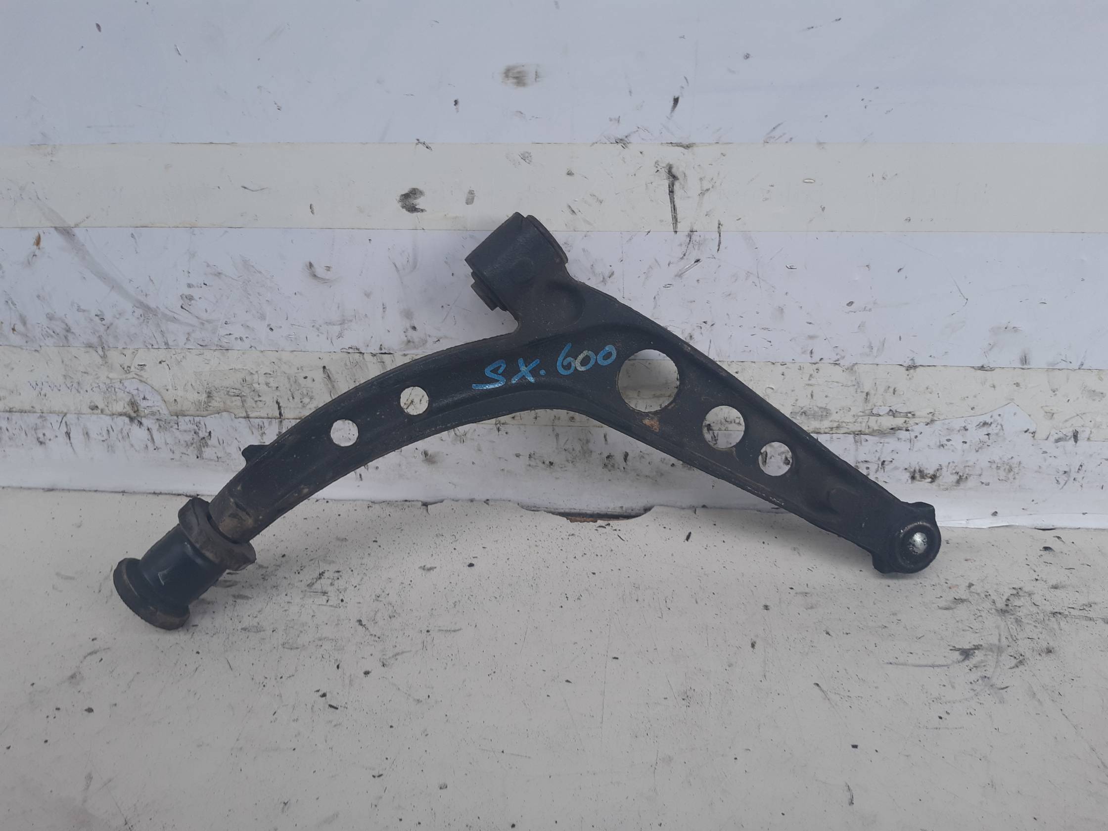 Braccio oscillante sosp. ant. sx.