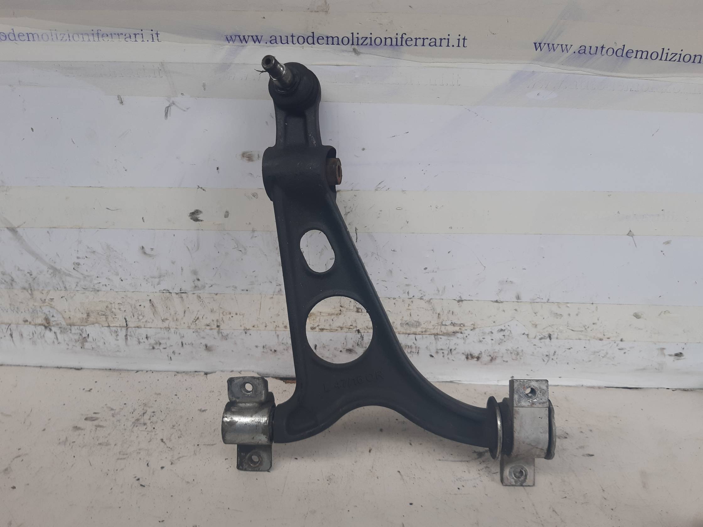 Braccio oscillante inf. sosp. ant. sx. Braccio oscillante inf. sosp. ant. sx.