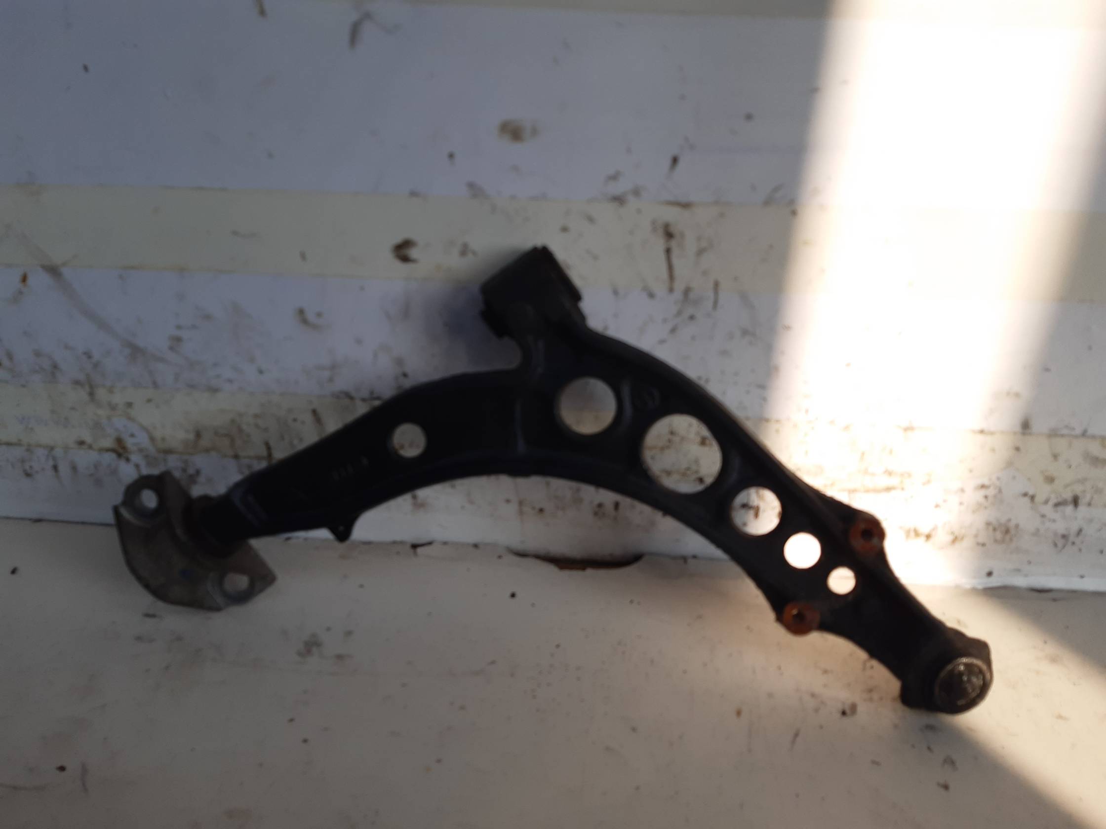 Braccio oscillante sosp. ant. sx.