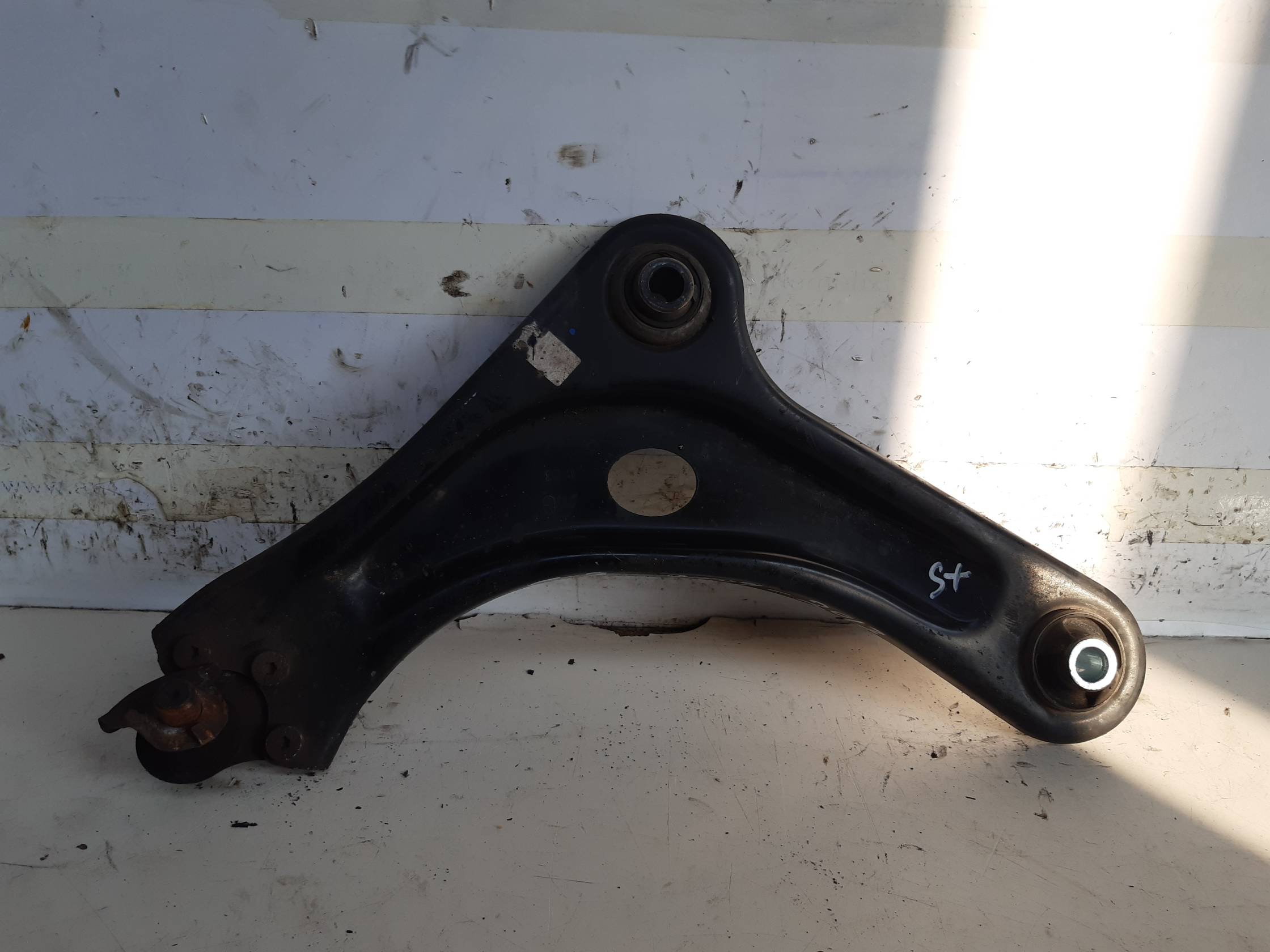 Braccio oscillante sosp. ant. sx.