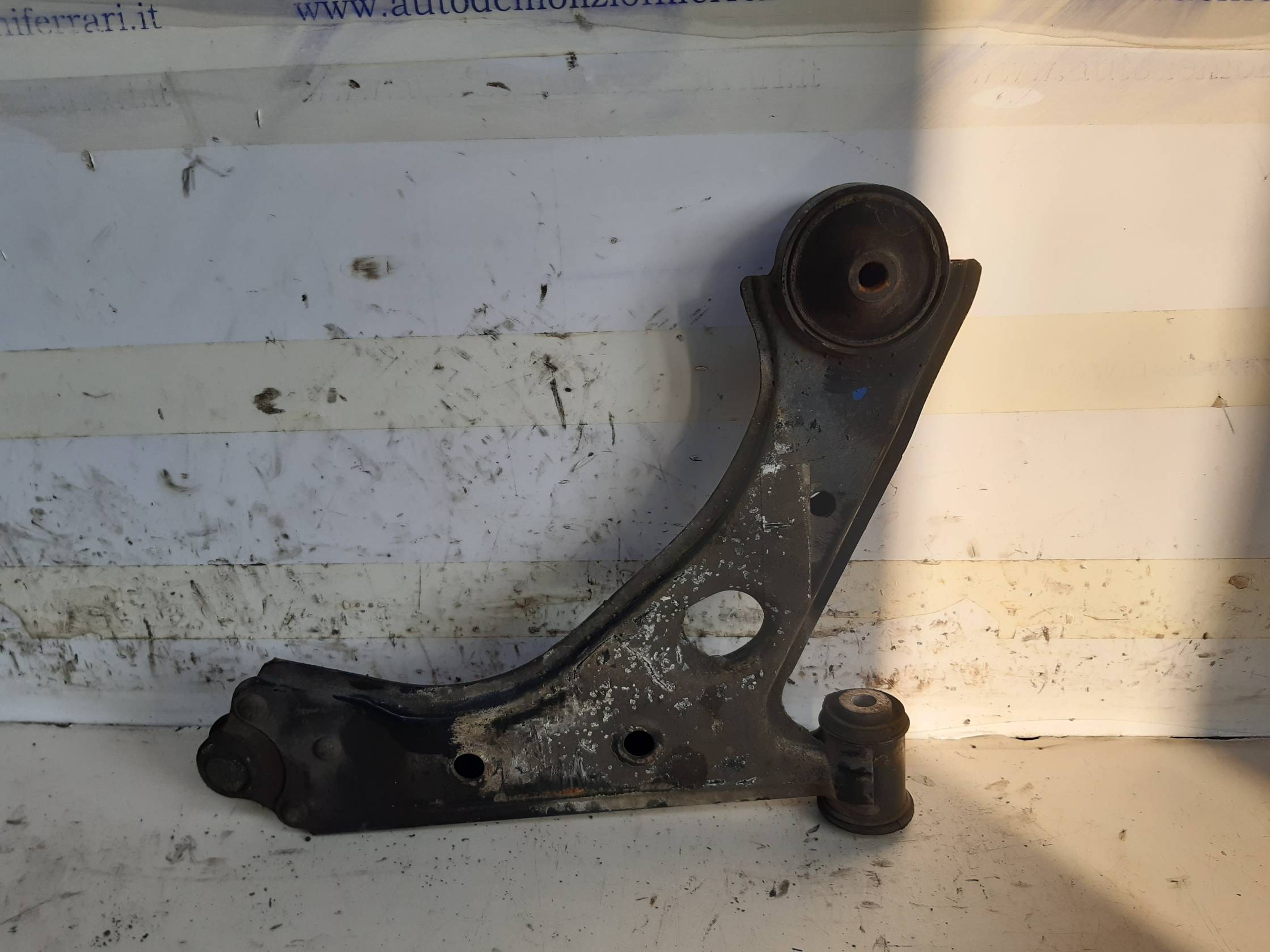 Braccio oscillante sosp. ant. sx.