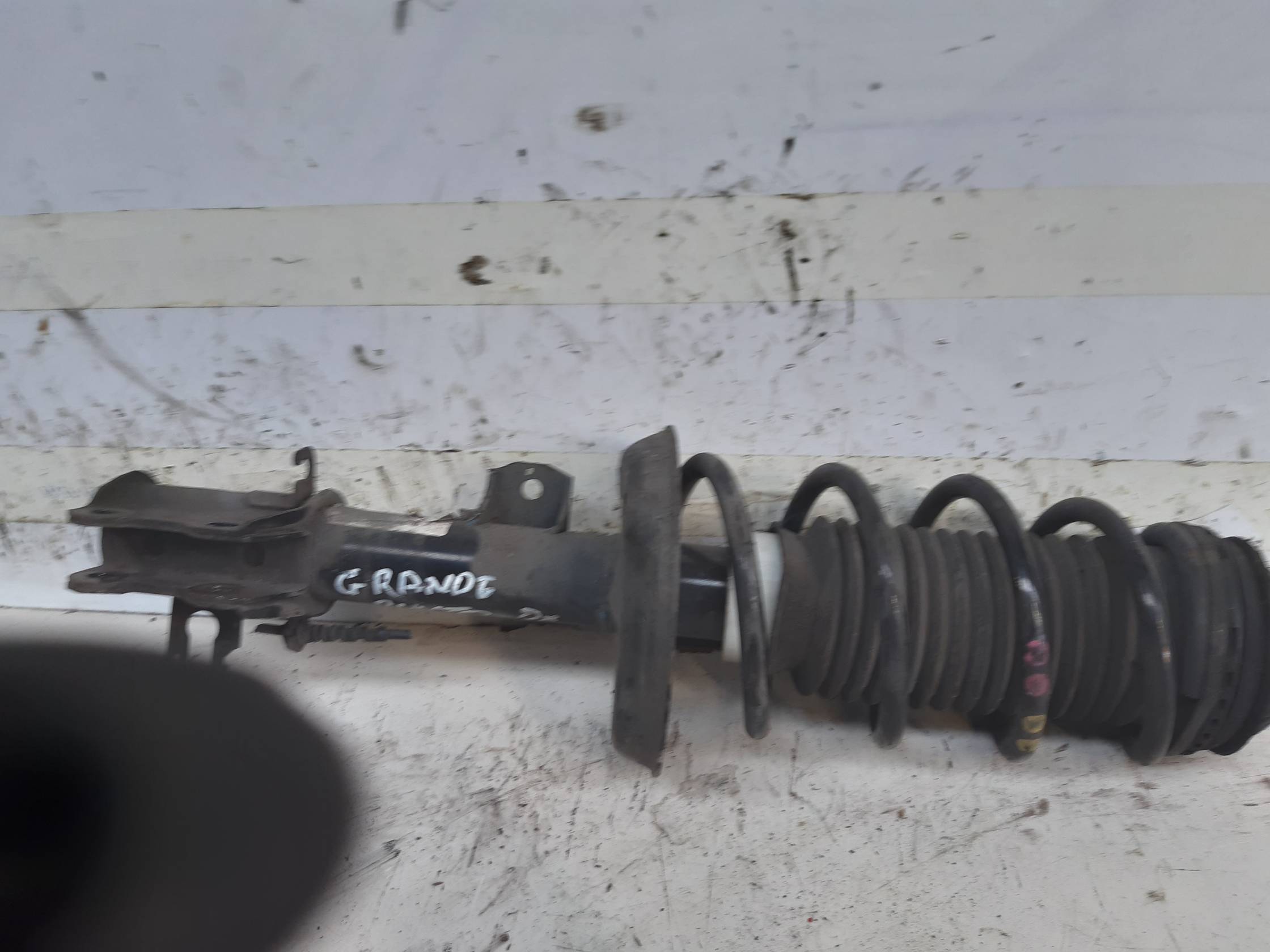 Ammortizzatore ant. dx.