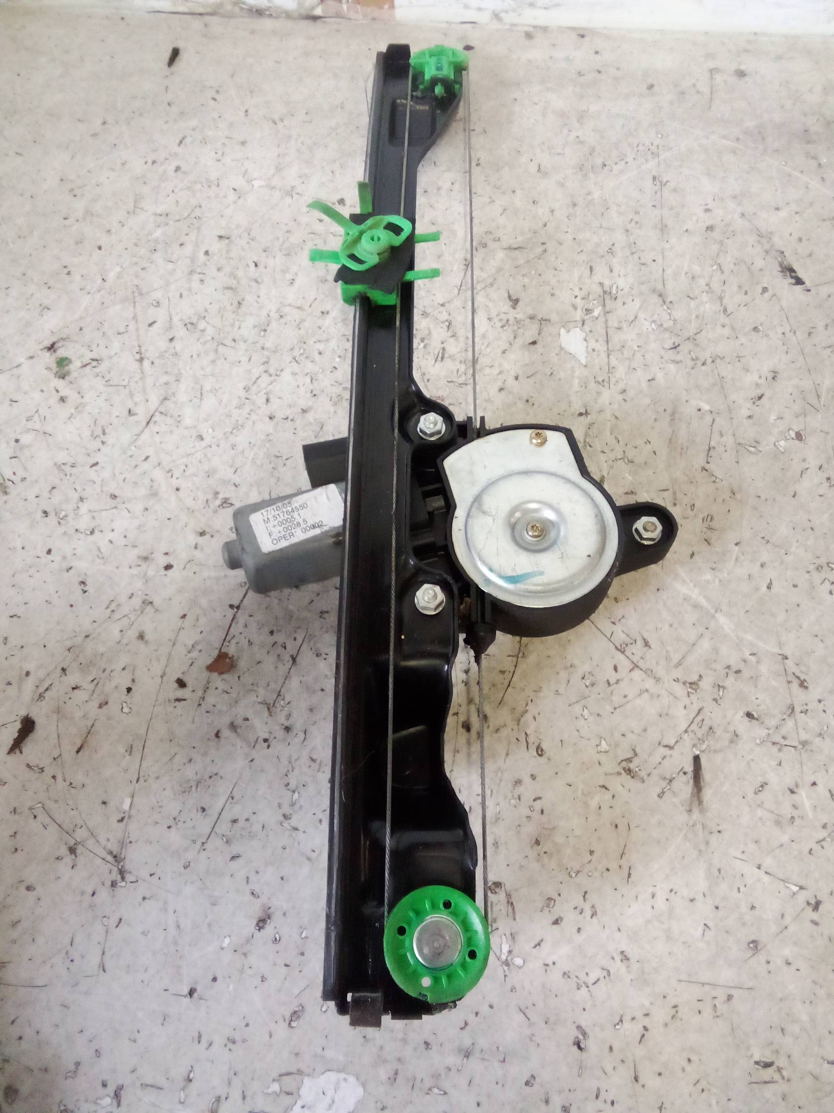 Alzacristallo elettr. porta ant. sx.