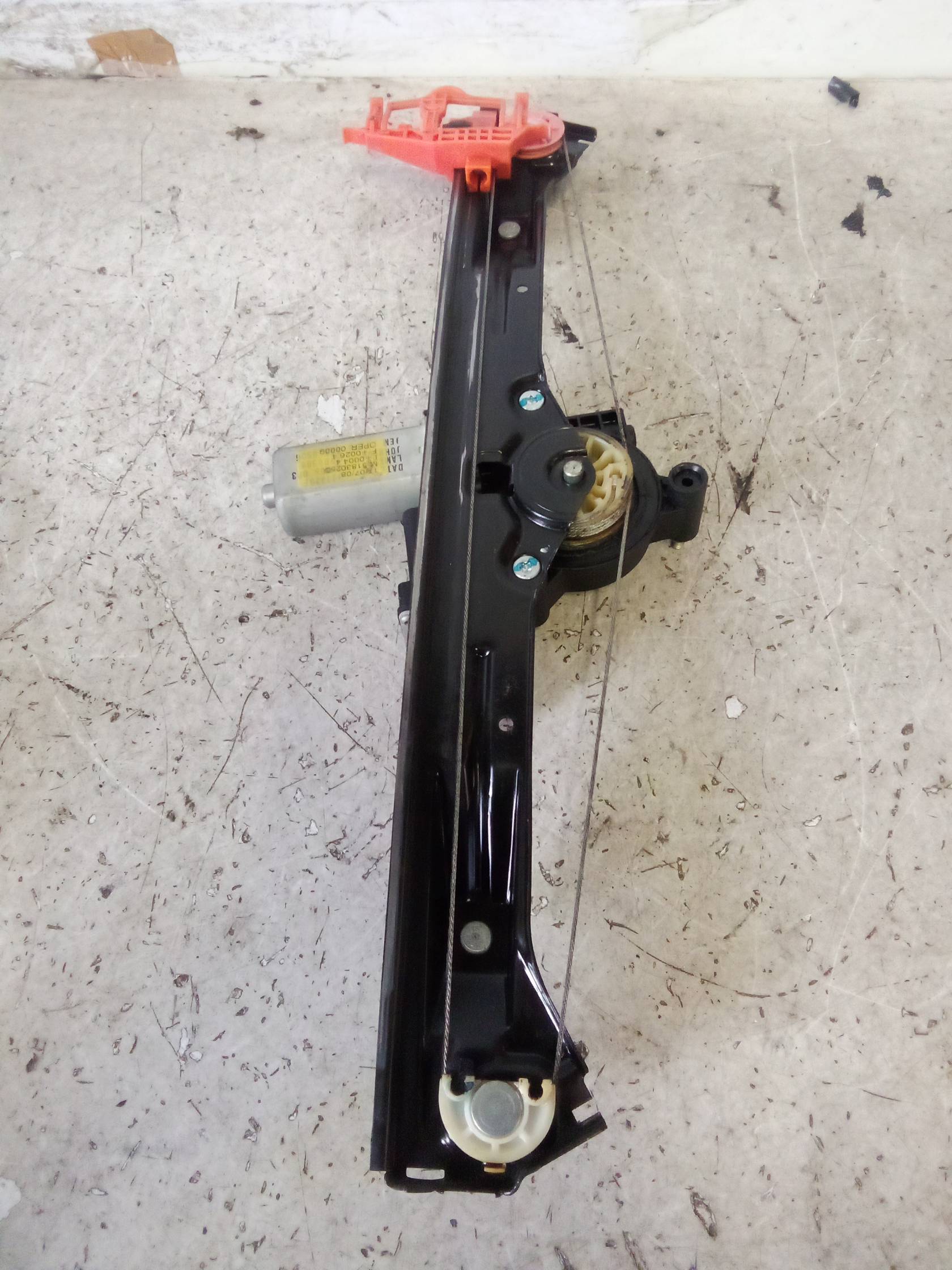 Alzacristallo elettr. porta ant. dx.