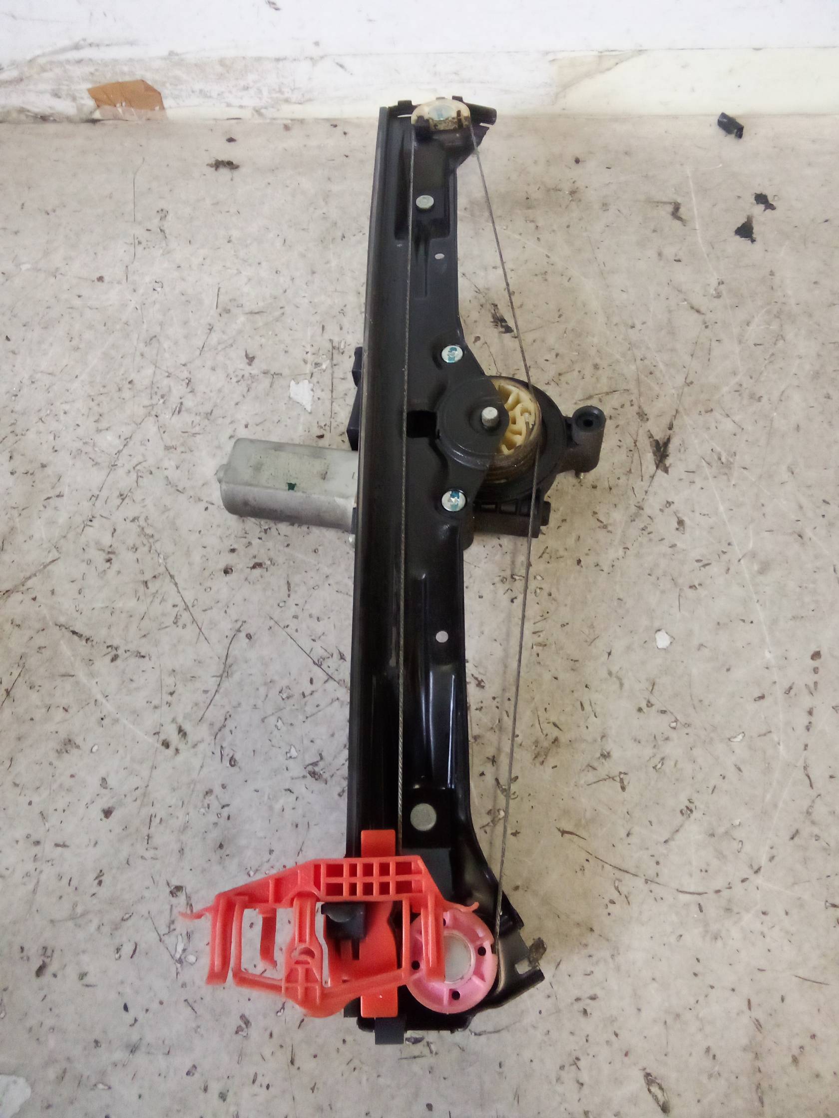 Alzacristallo elettr. porta ant. sx.