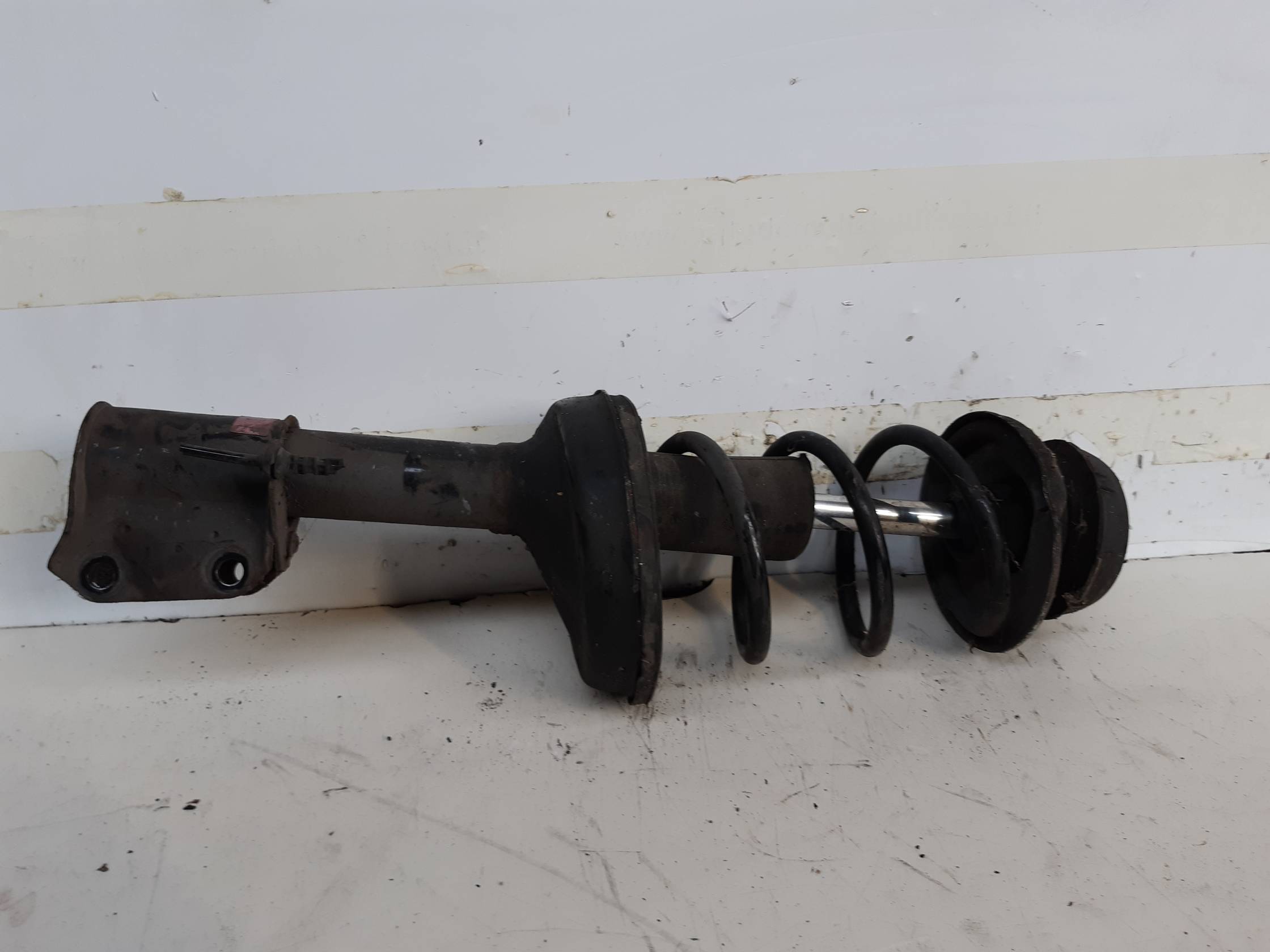 Ammortizzatore ant. dx.