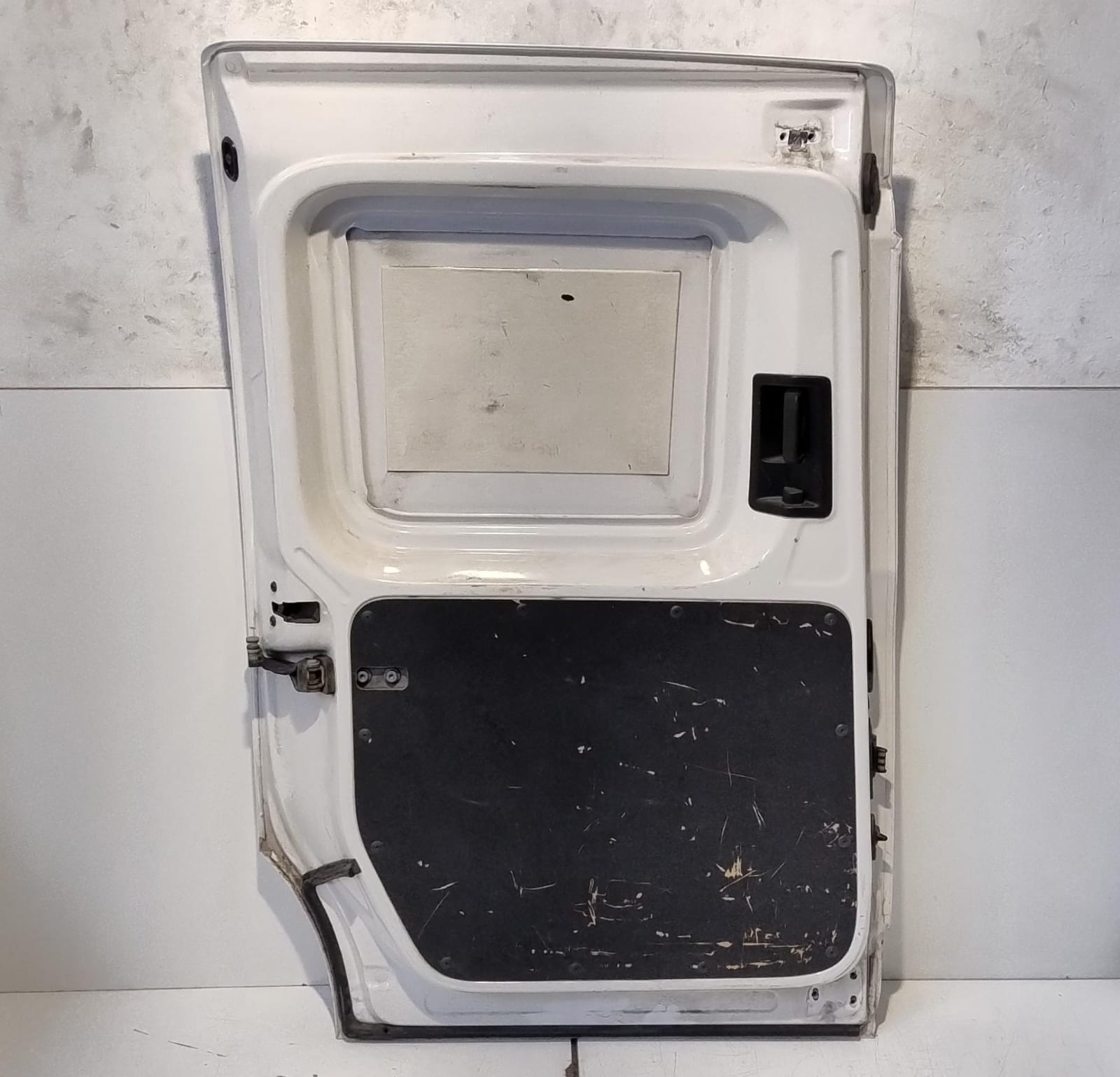 Porta Laterale Scorrevole sx. Porta Laterale Scorrevole sx.