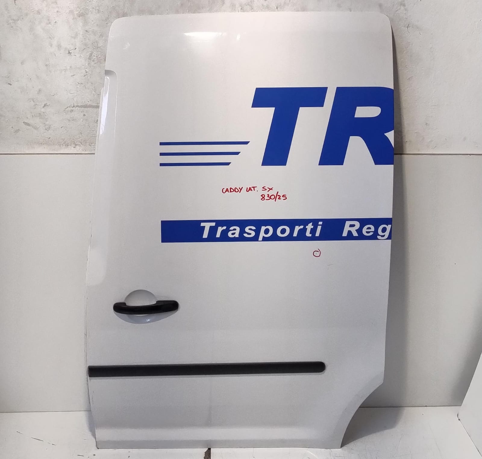 Porta Laterale Scorrevole sx. Porta Laterale Scorrevole sx.