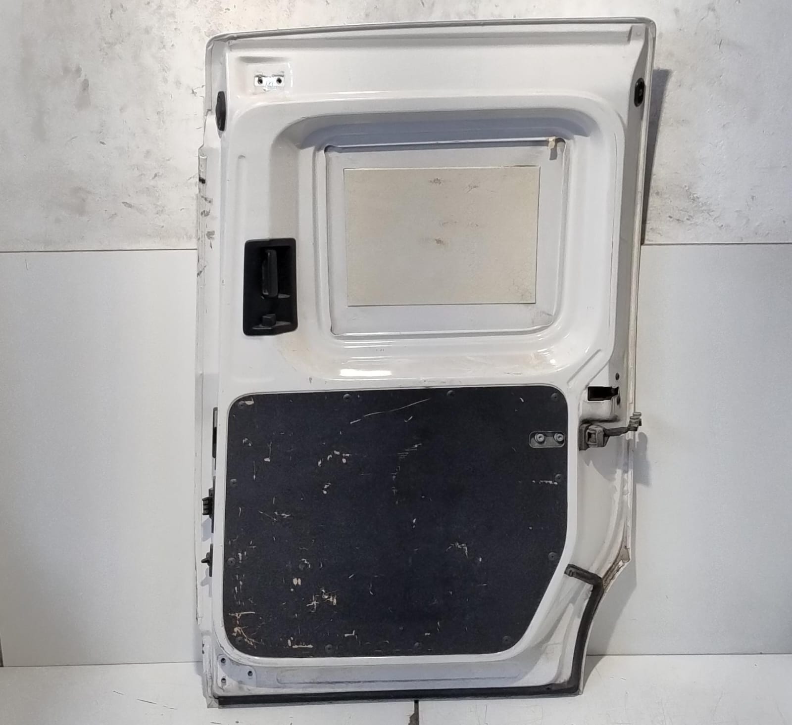 Porta Laterale Scorrevole dx. Porta Laterale Scorrevole dx.