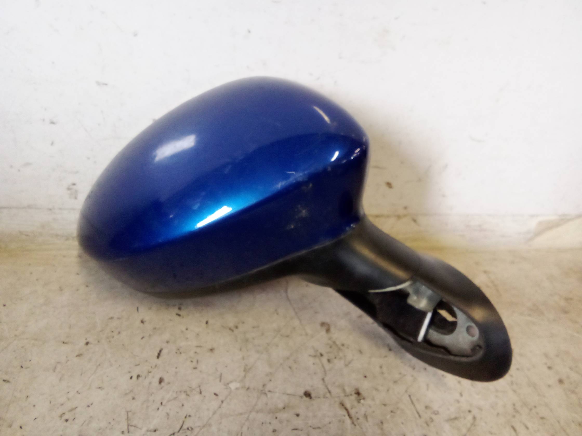 Retrovisore est. dx.