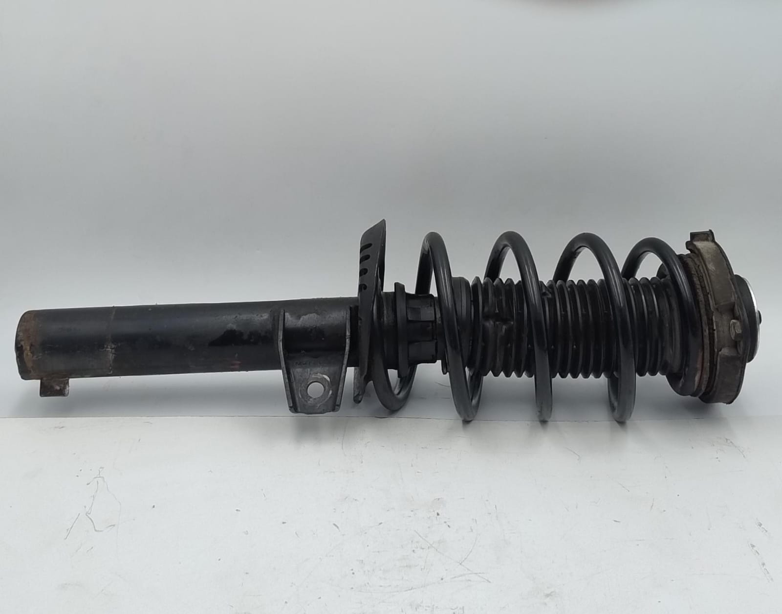 Ammortizzatore ant. dx.