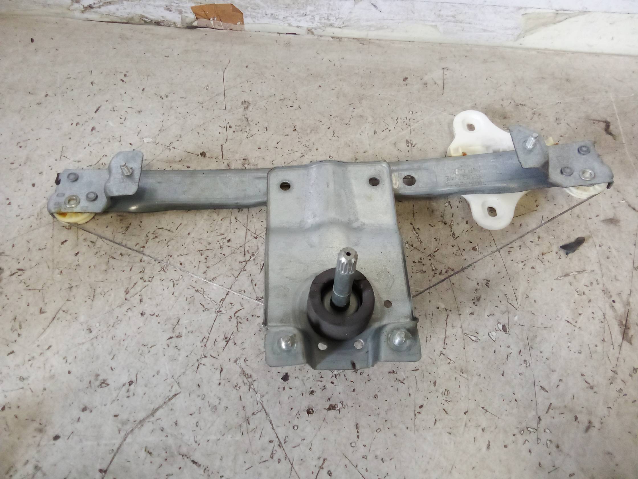 Alzacristallo porta post. dx.