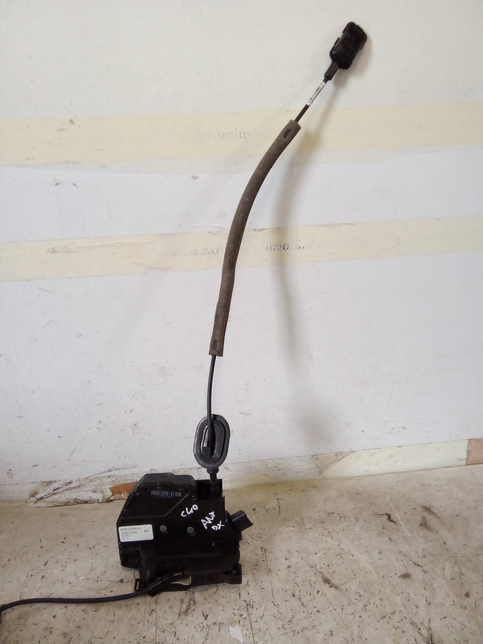 Serratura porta ant. dx.