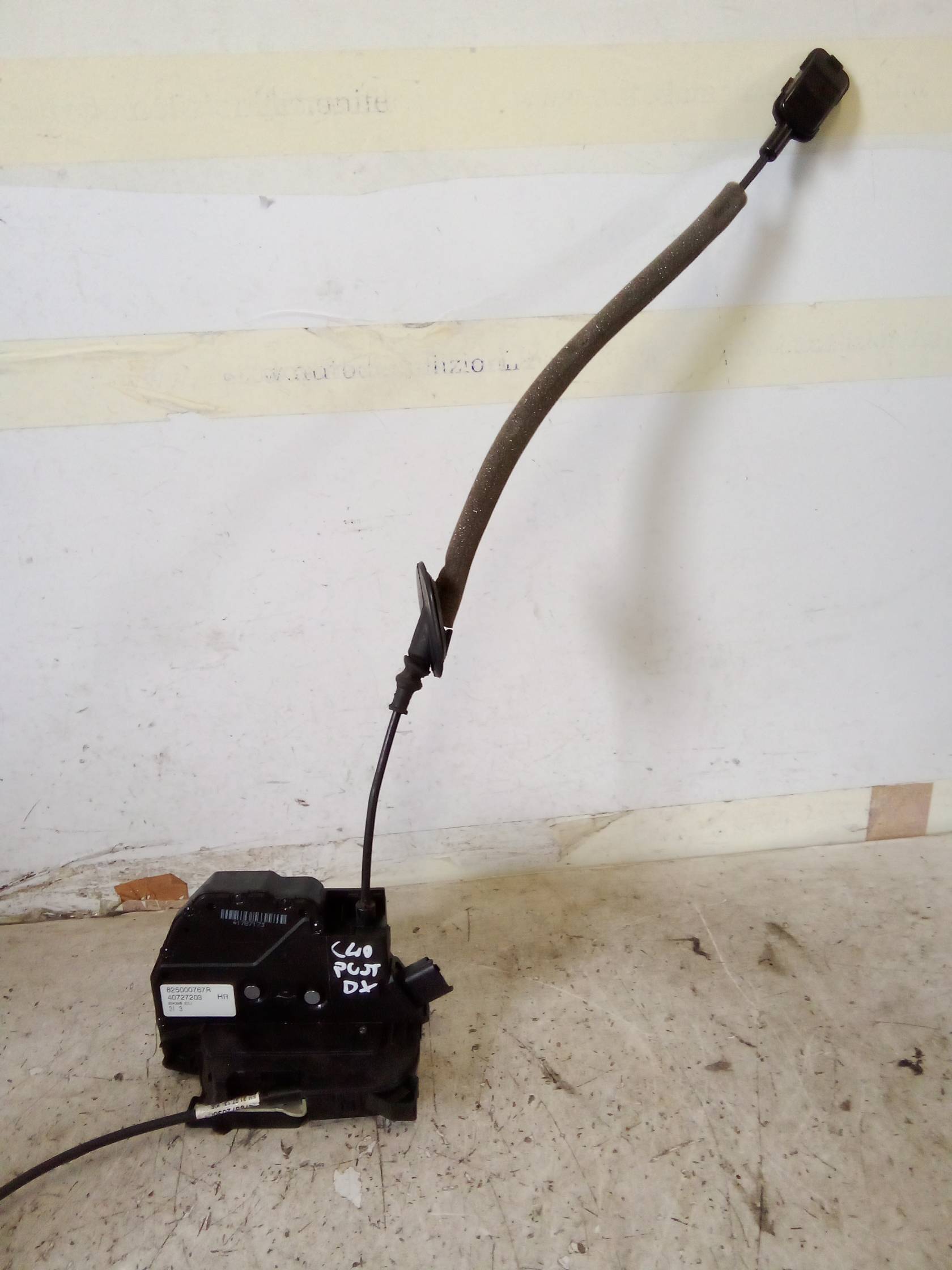 Serratura porta post. dx.