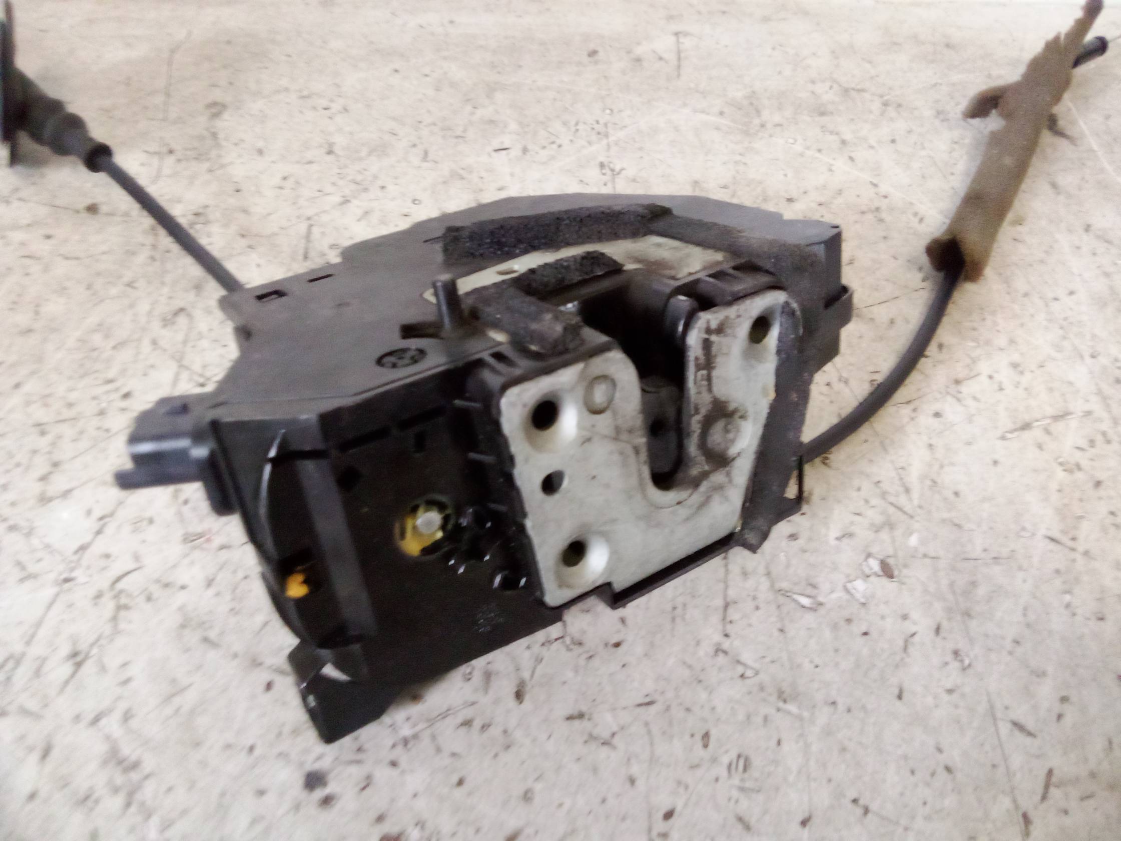 Serratura porta post. dx.