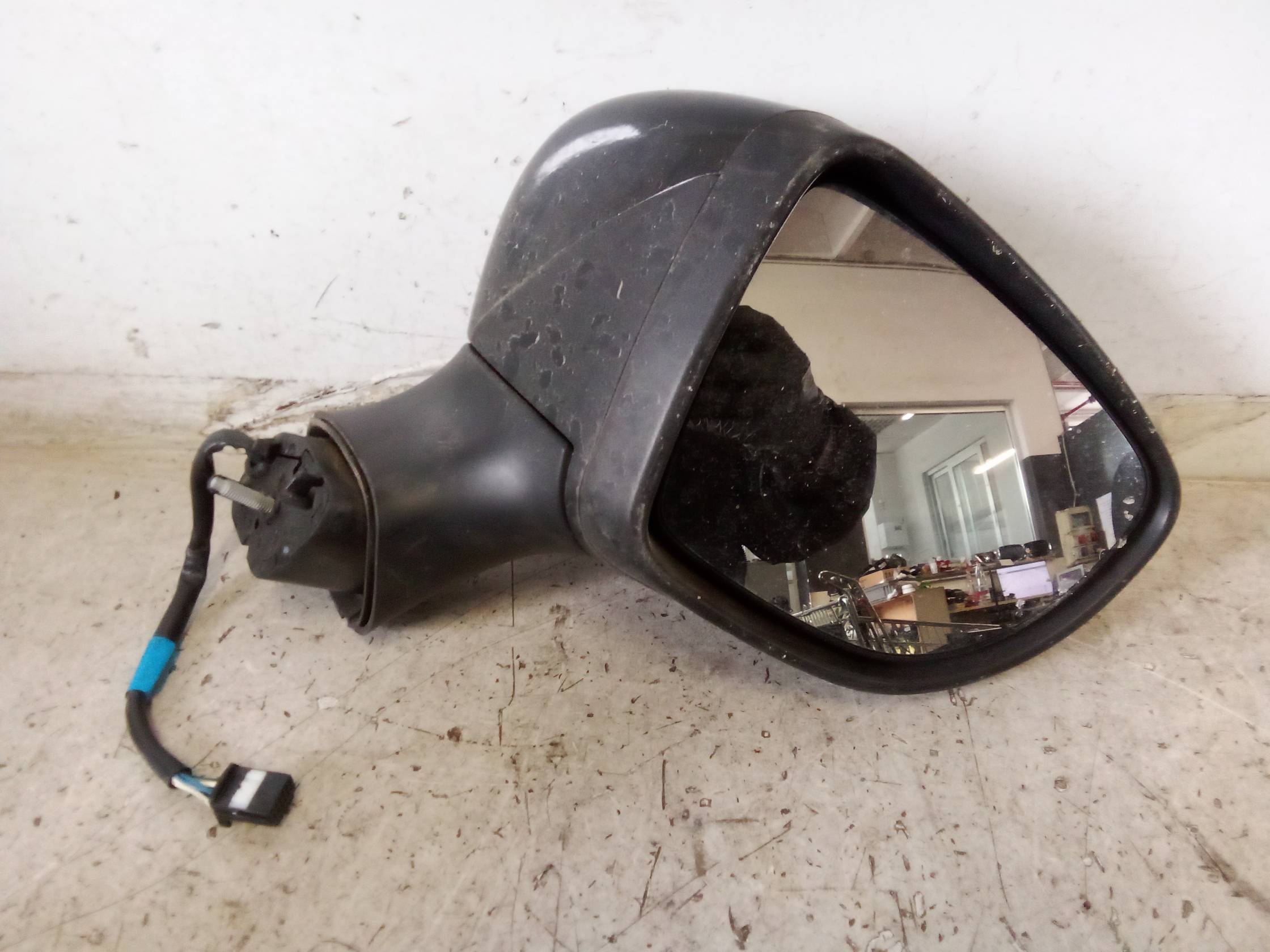 Retrovisore est. regolaz. elettr. dx.