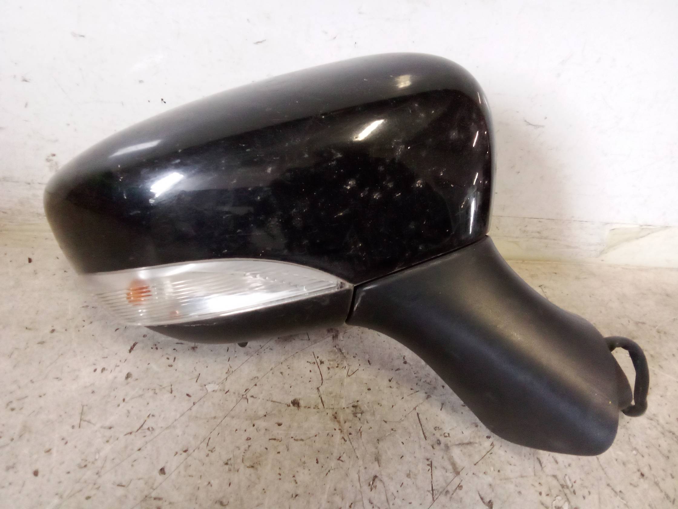 Retrovisore est. regolaz. elettr. dx.