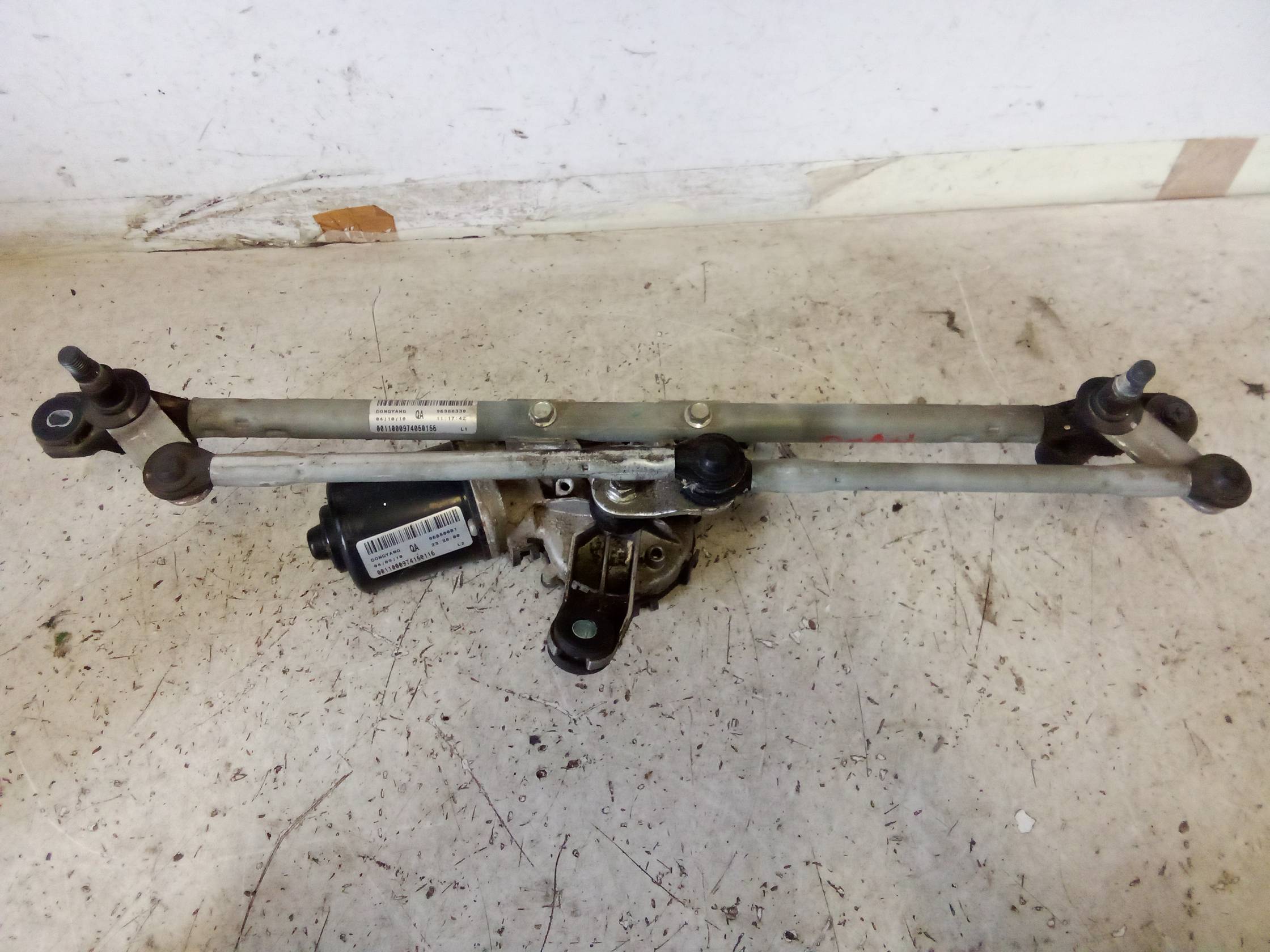 Meccanismo tergiparabrezza con motorino