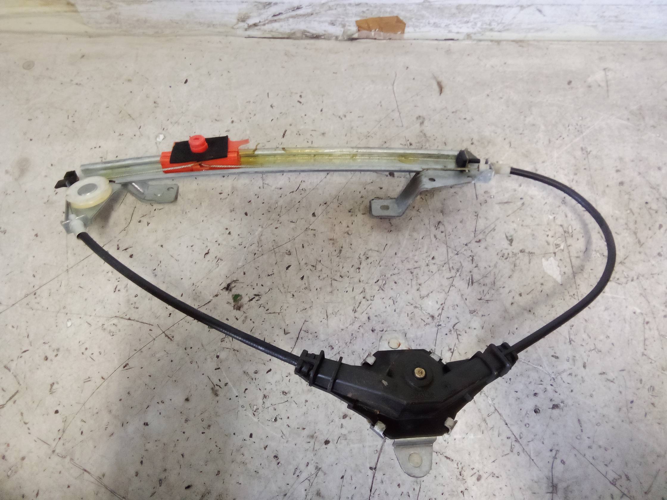 Alzacristallo porta post. sx.