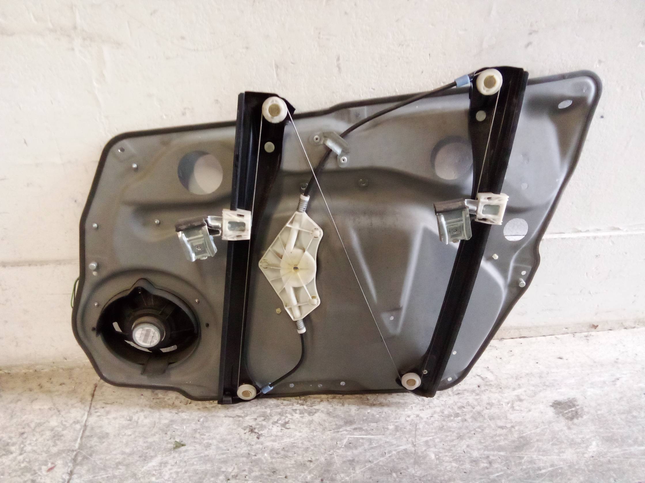 Alzacristallo elettr. porta ant. sx.