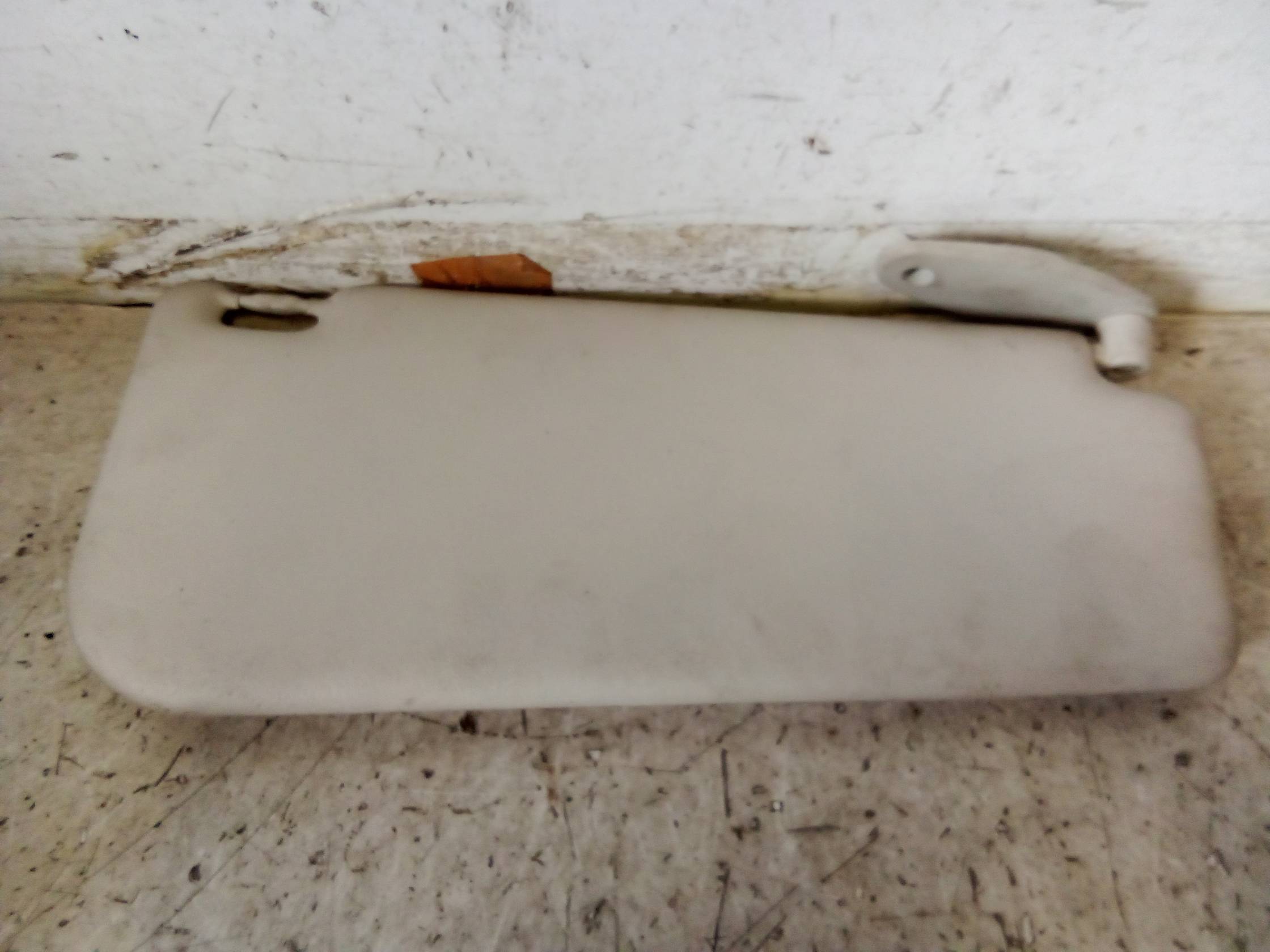 Aletta parasole parabrezza sx.