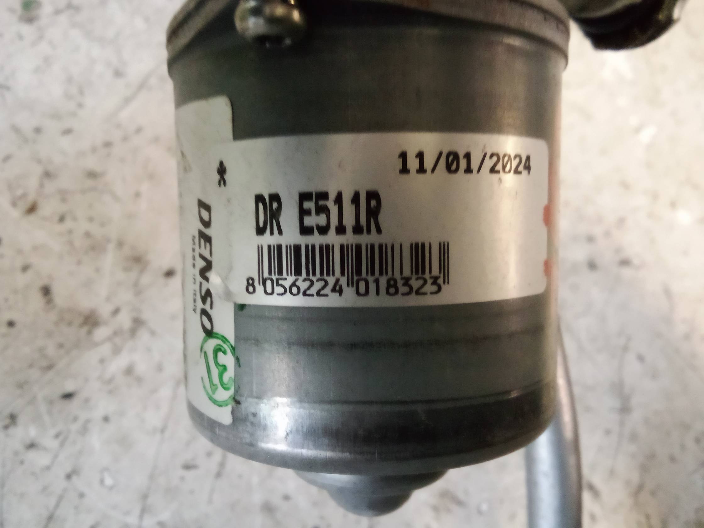 Meccanismo tergiparabrezza con motorino