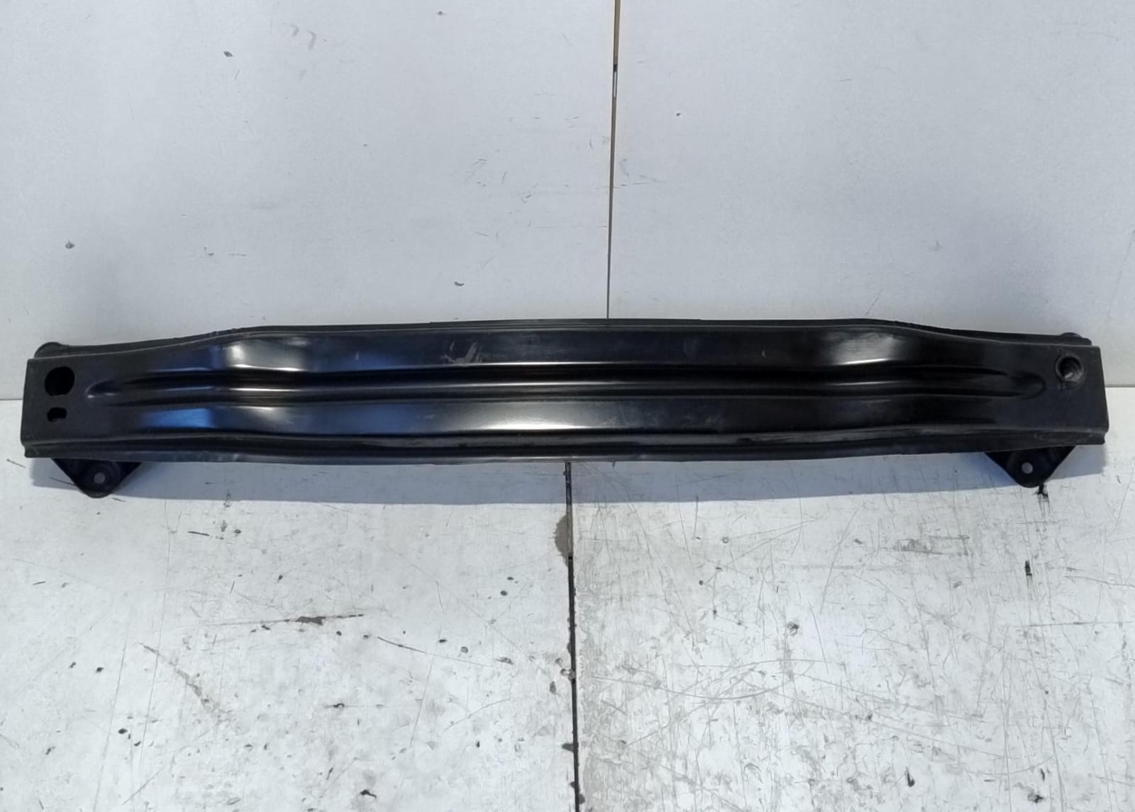 Traversa paraurti post.