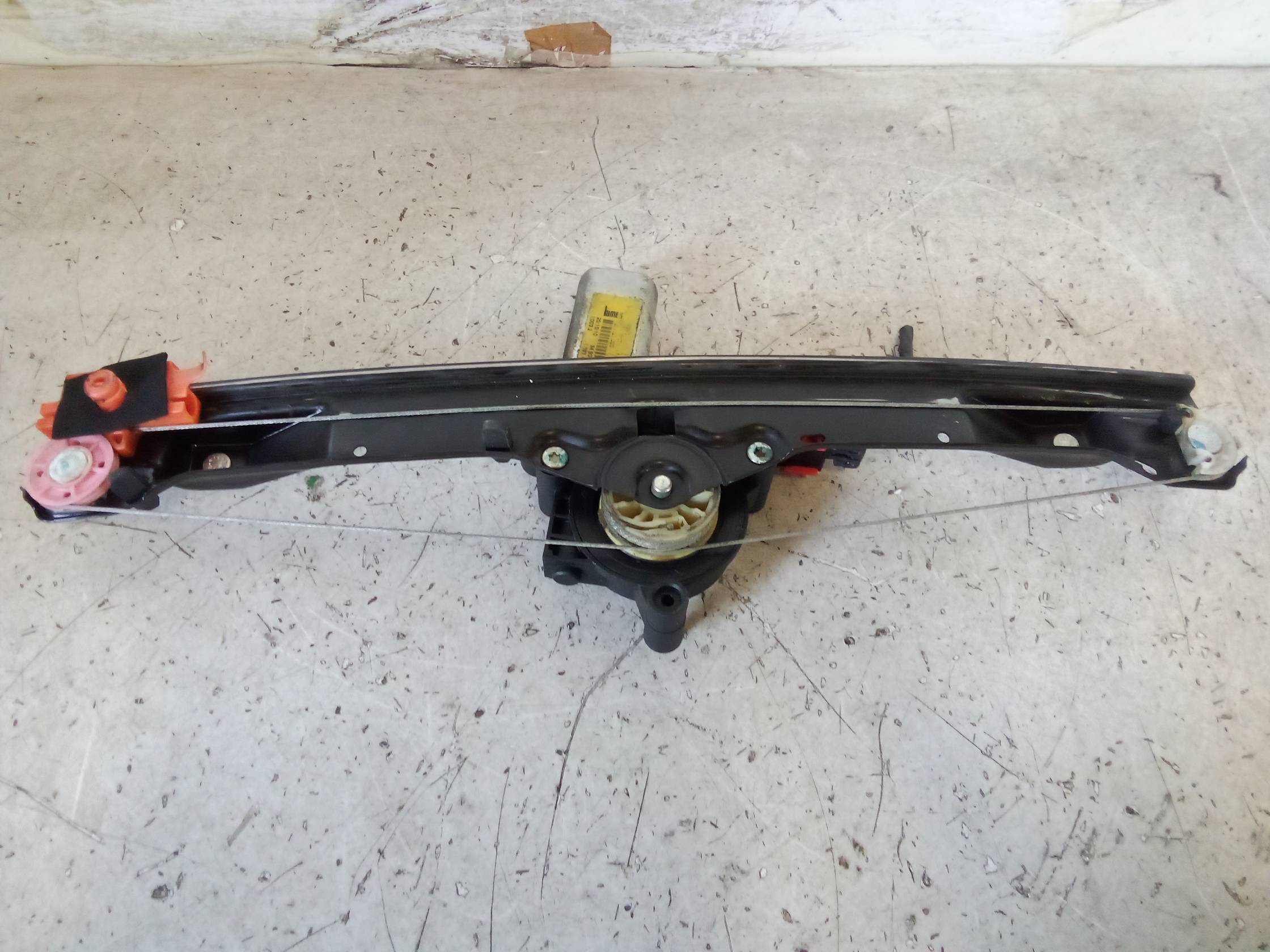 Alzacristallo elettr. porta ant. dx. Alzacristallo elettr. porta ant. dx.