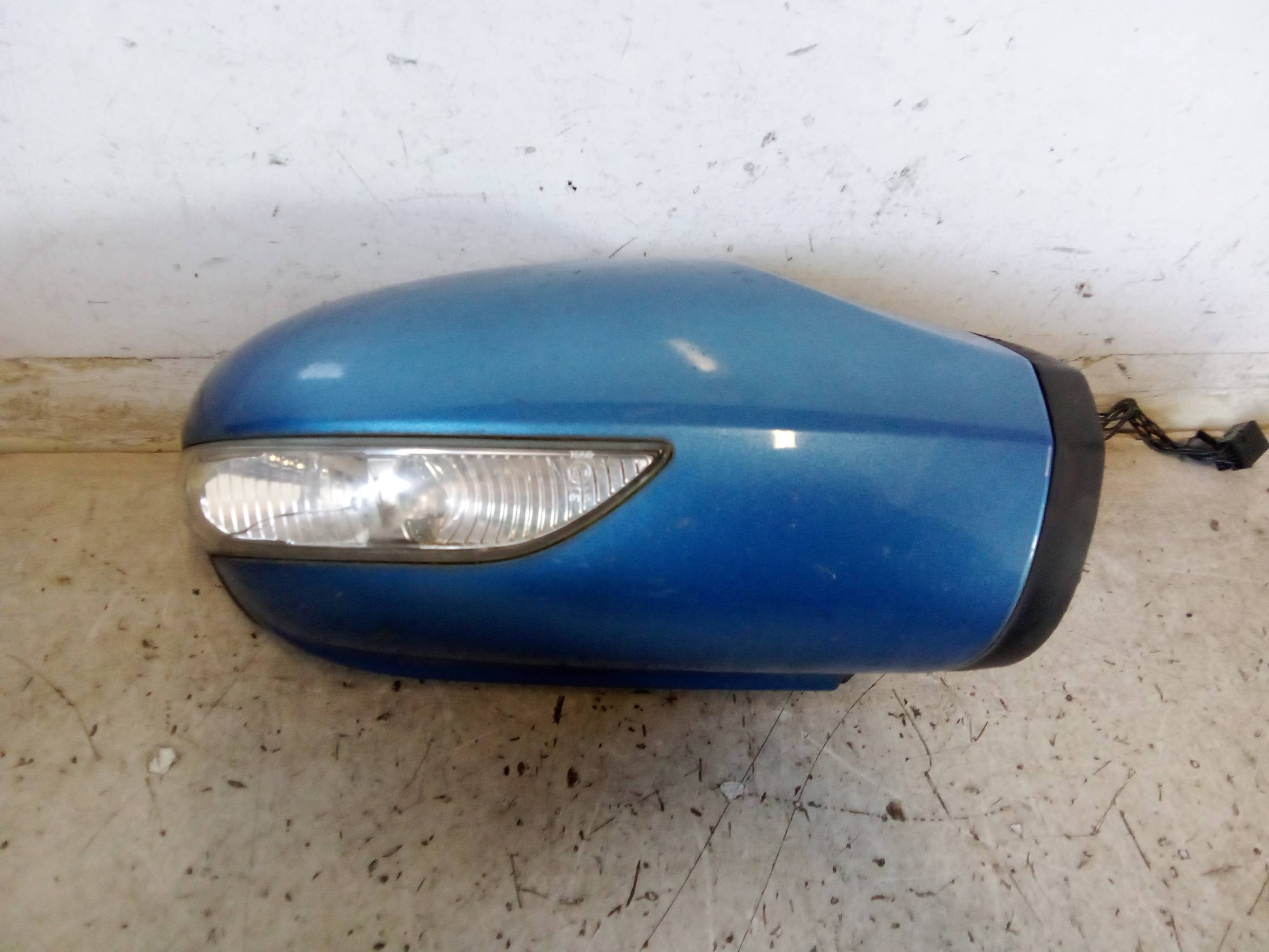 Retrovisore est. regolaz. elettr. dx.