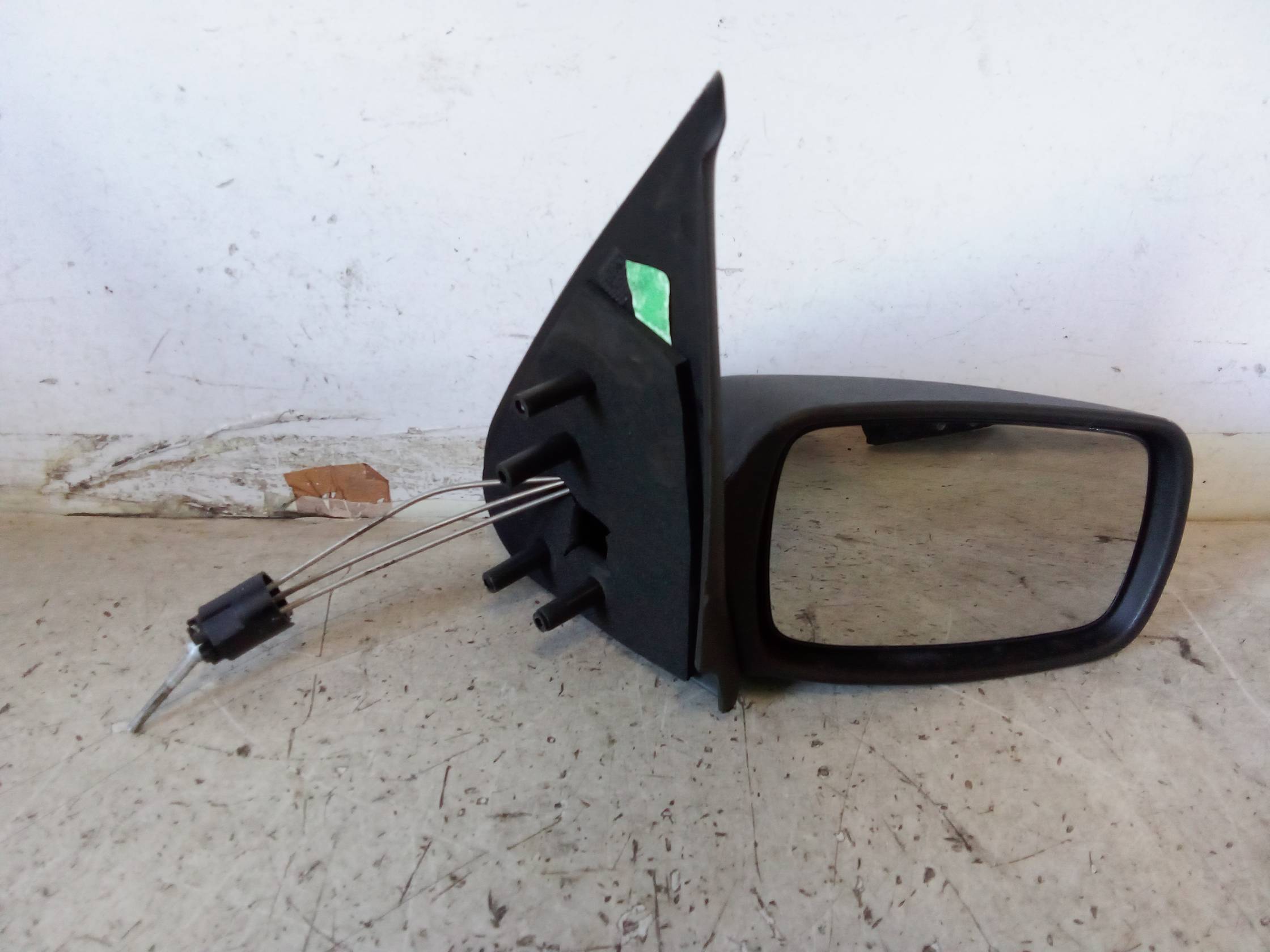 Retrovisore est. dx.