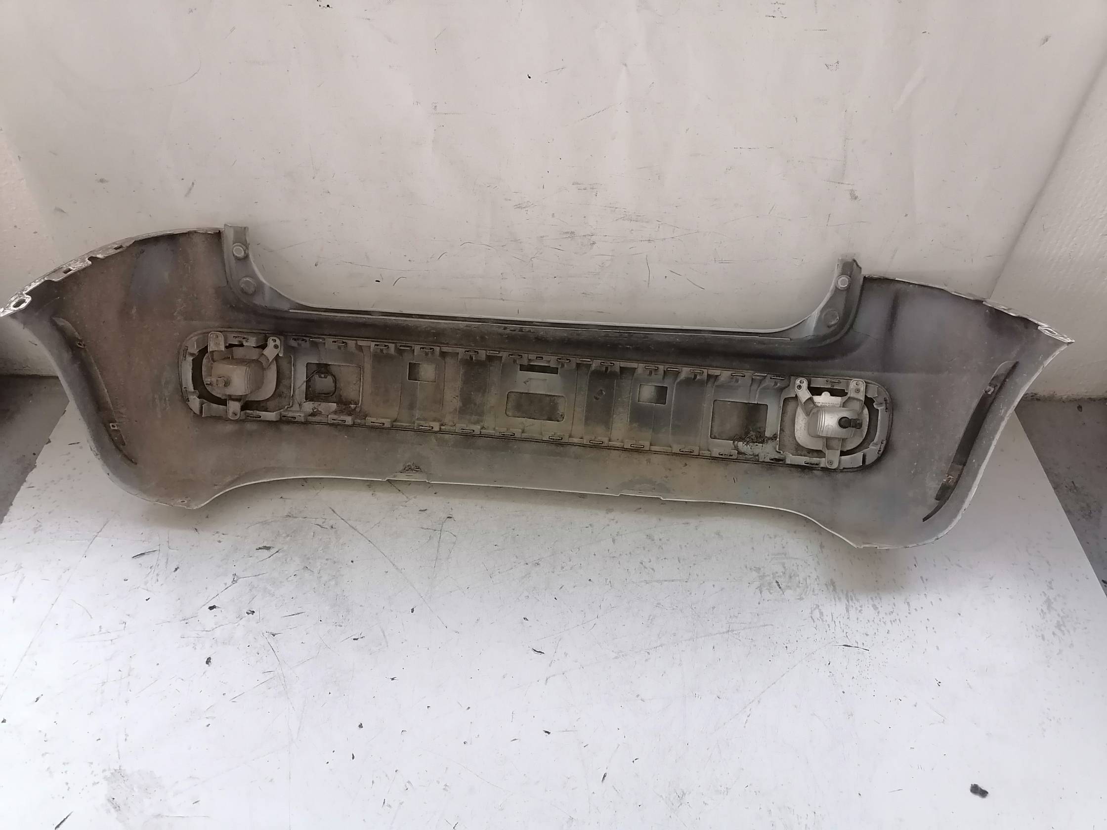 Paraurti post. Paraurti post.