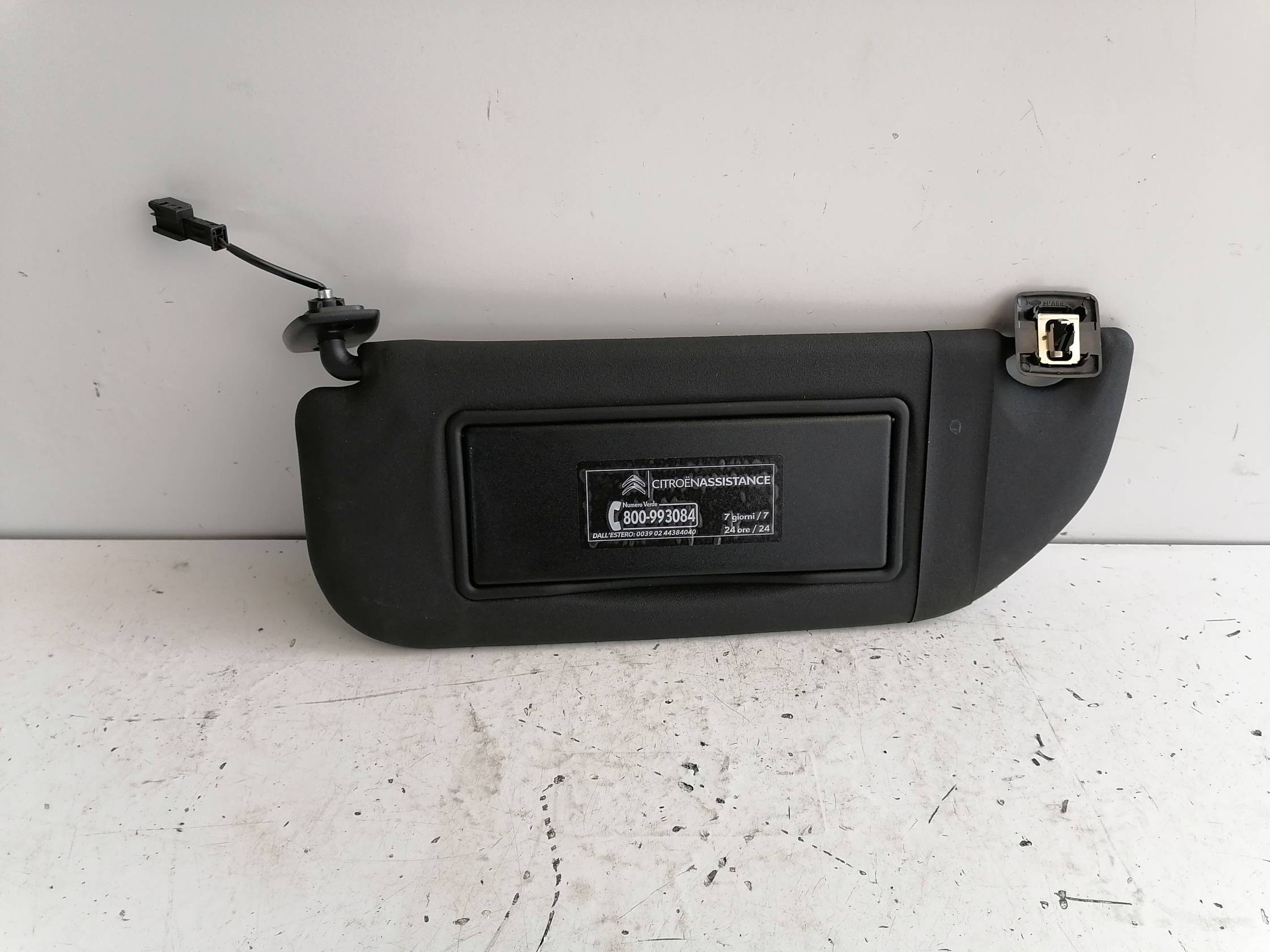 Aletta parasole parabrezza