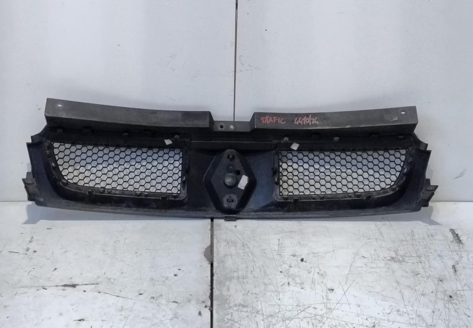 Griglia paraurti ant.