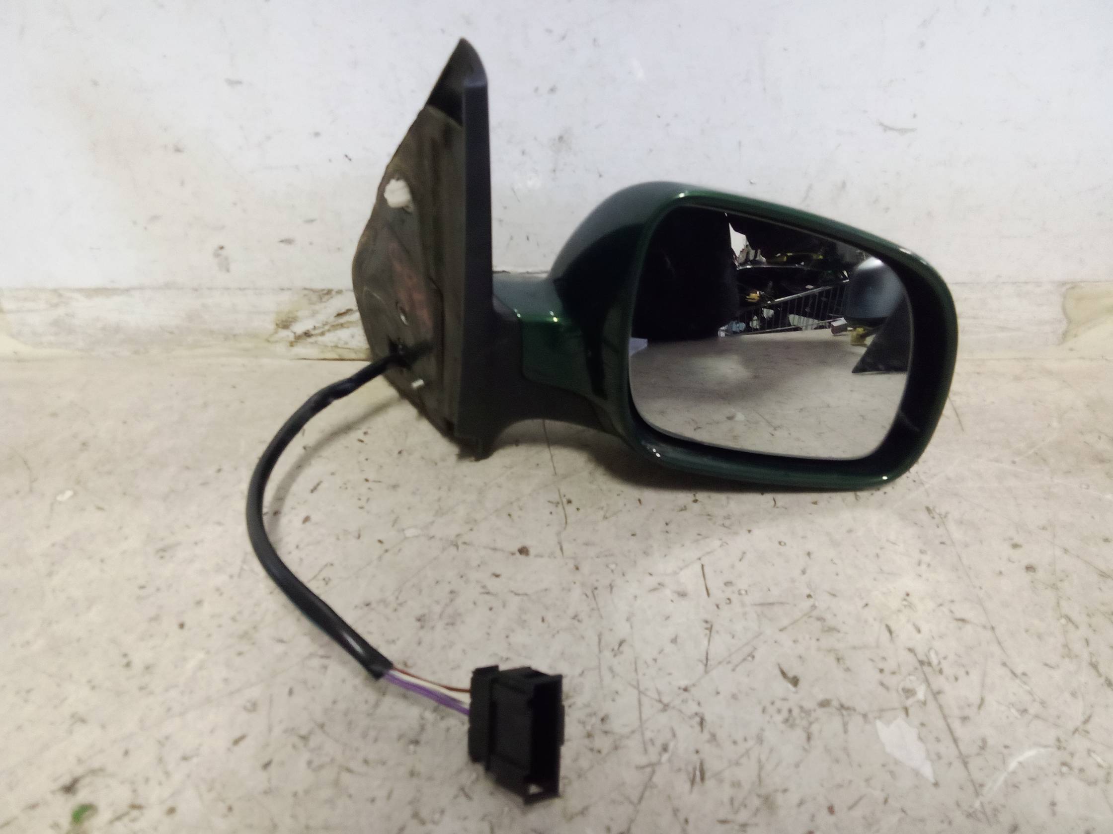 Retrovisore est. regolaz. elettr. dx.