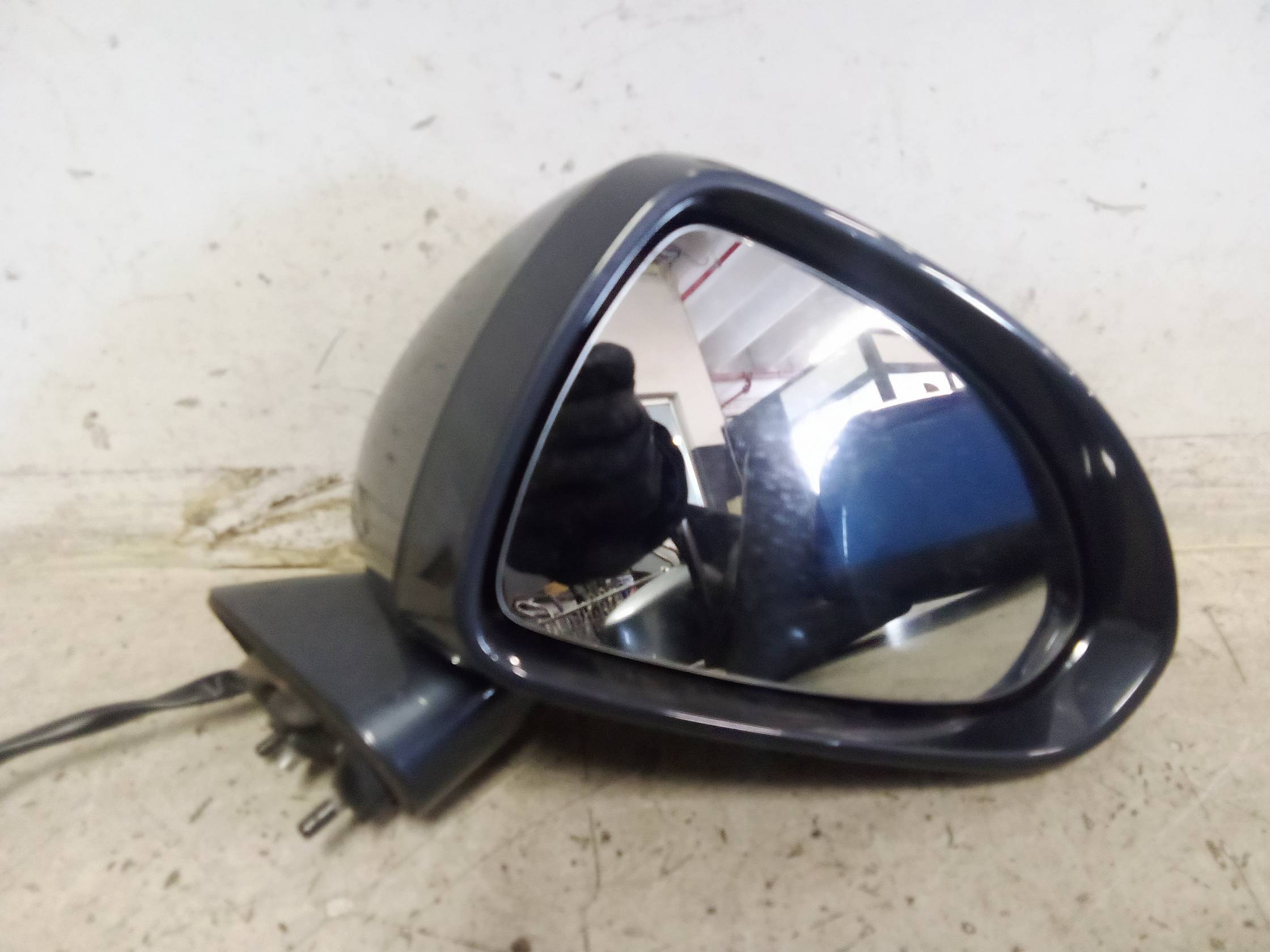 Retrovisore est. regolaz. elettr. dx.