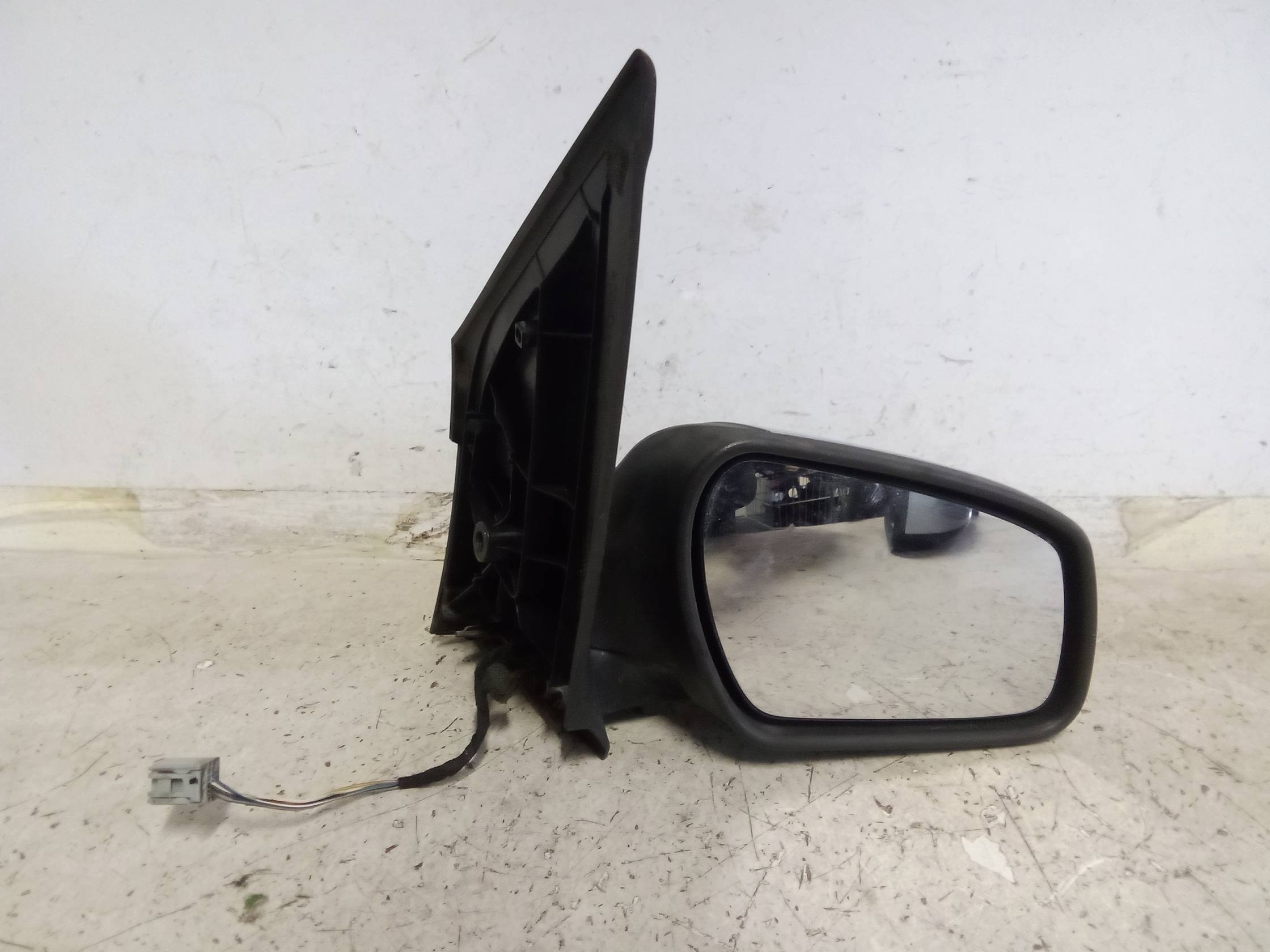 Retrovisore est. regolaz. elettr. dx.