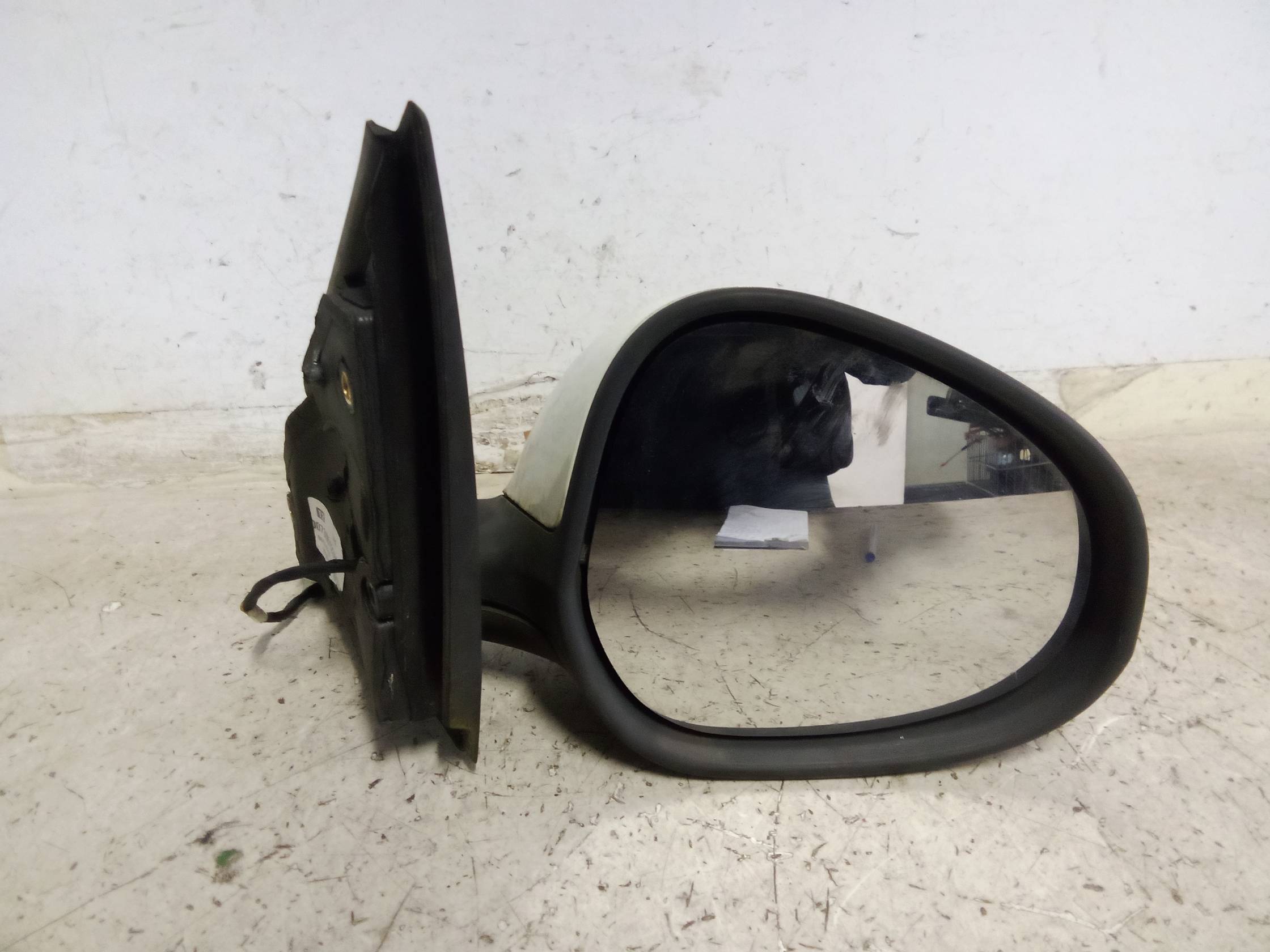 Retrovisore est. regolaz. elettr. dx.