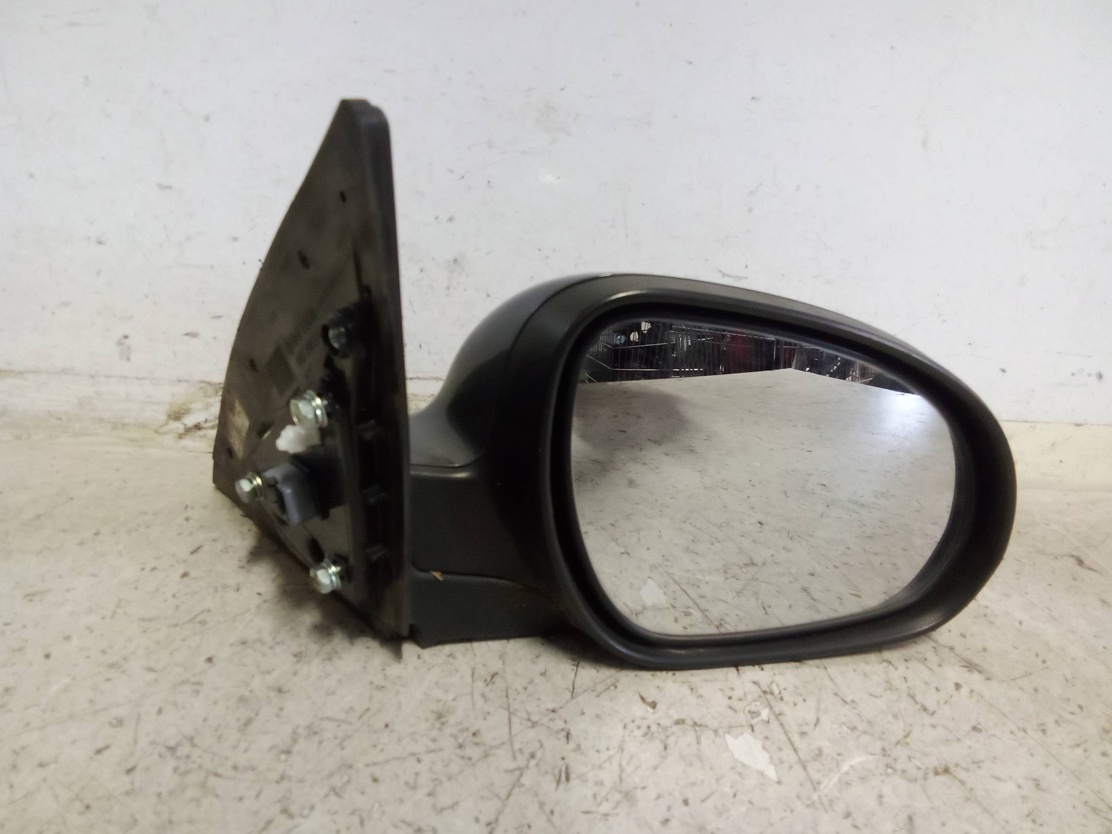 Retrovisore est. regolaz. elettr. dx.