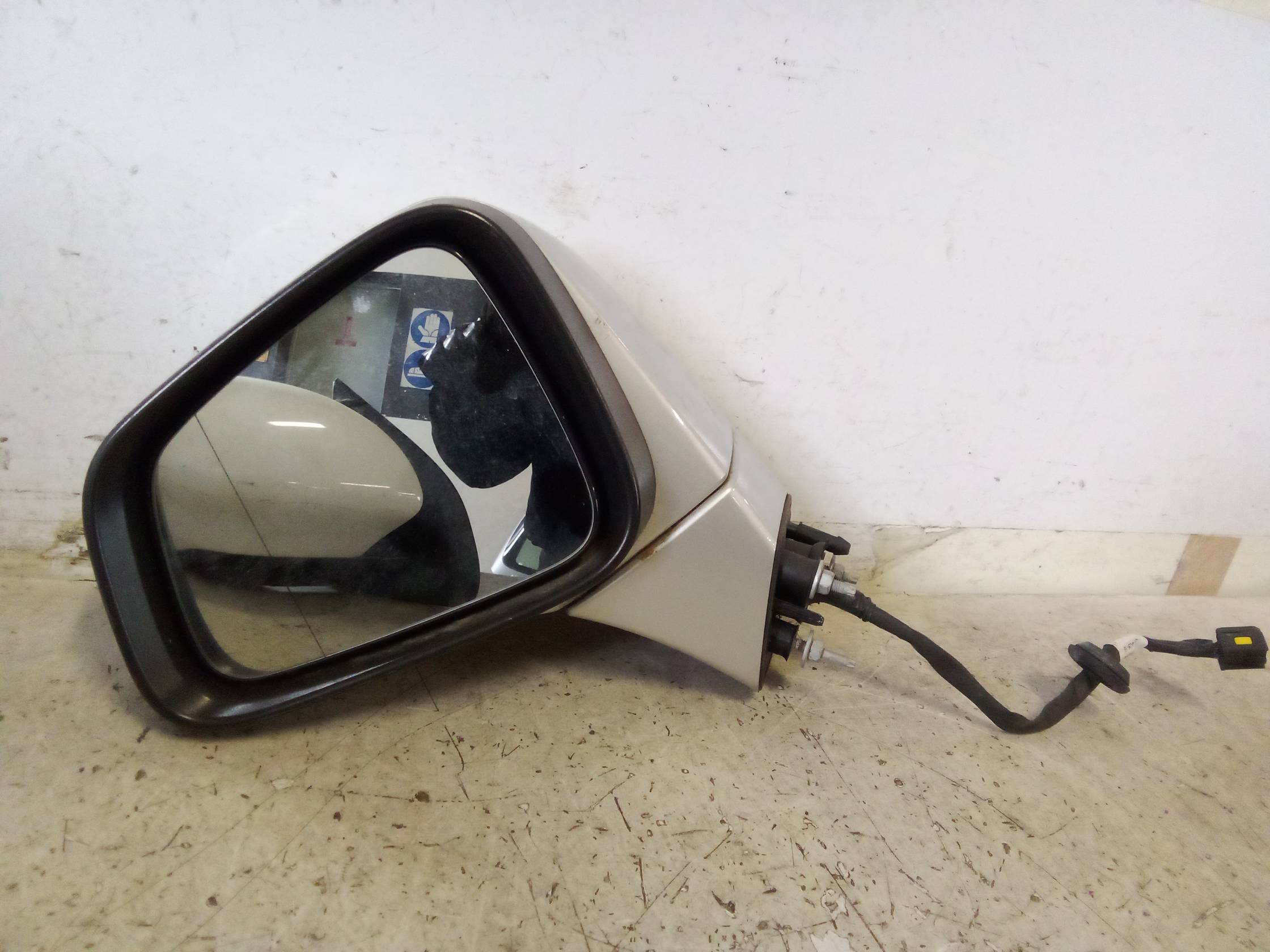 Retrovisore est. regolaz. elettr. sx.