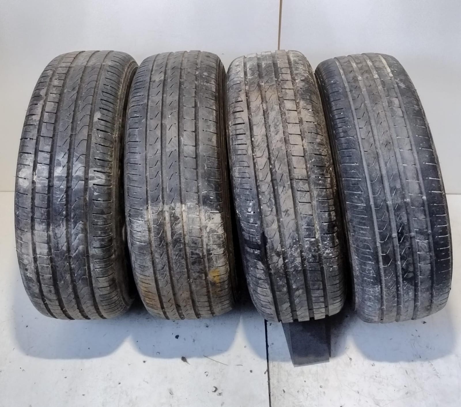 Cerchi in Lega + gomme r 17 Cerchi in Lega + gomme r 17