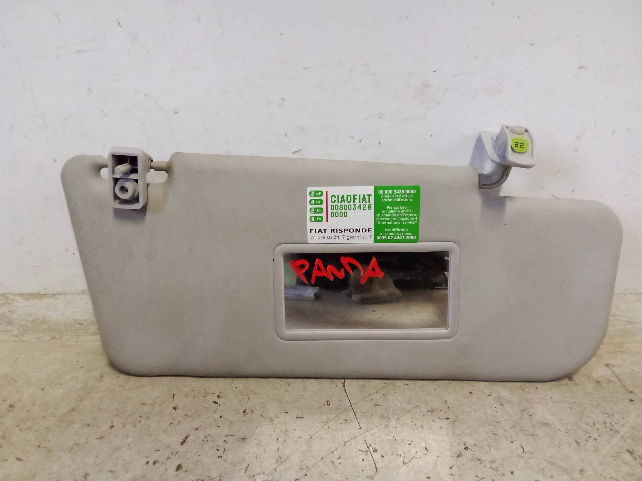 Aletta parasole parabrezza dx.