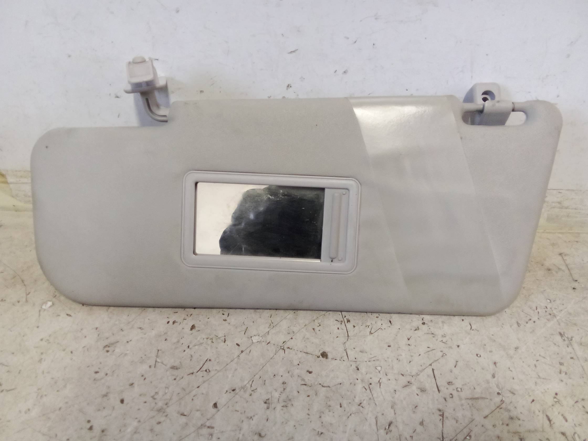 Aletta parasole parabrezza sx.