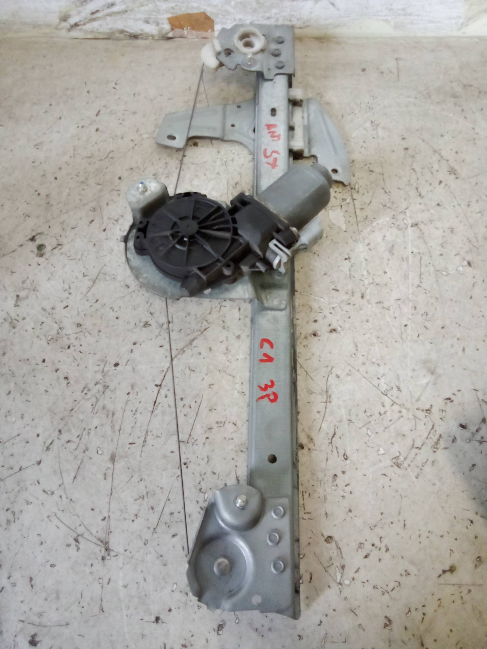 Alzacristallo elettr. porta ant. sx.