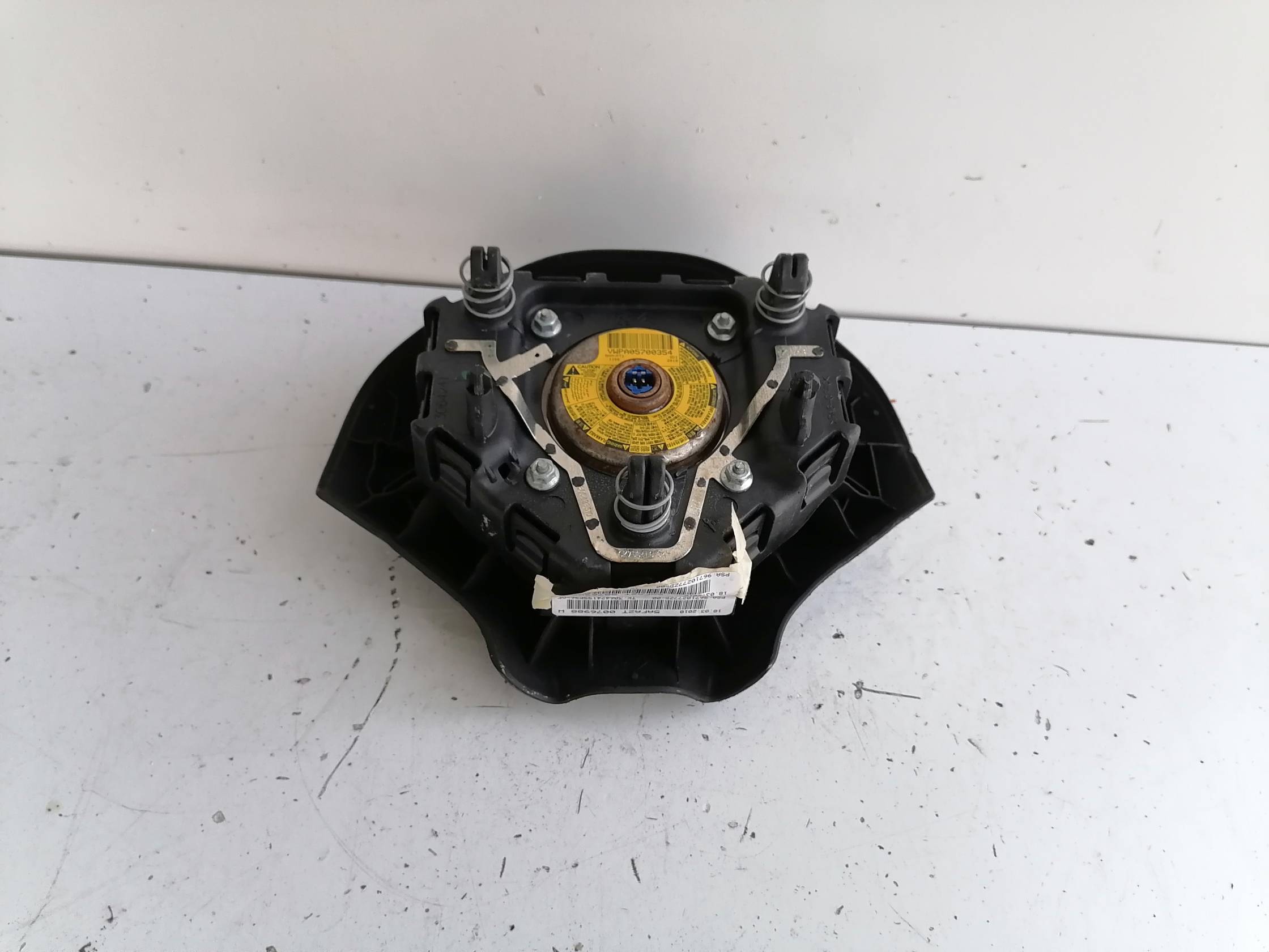 Dispositivo airbag lato guida