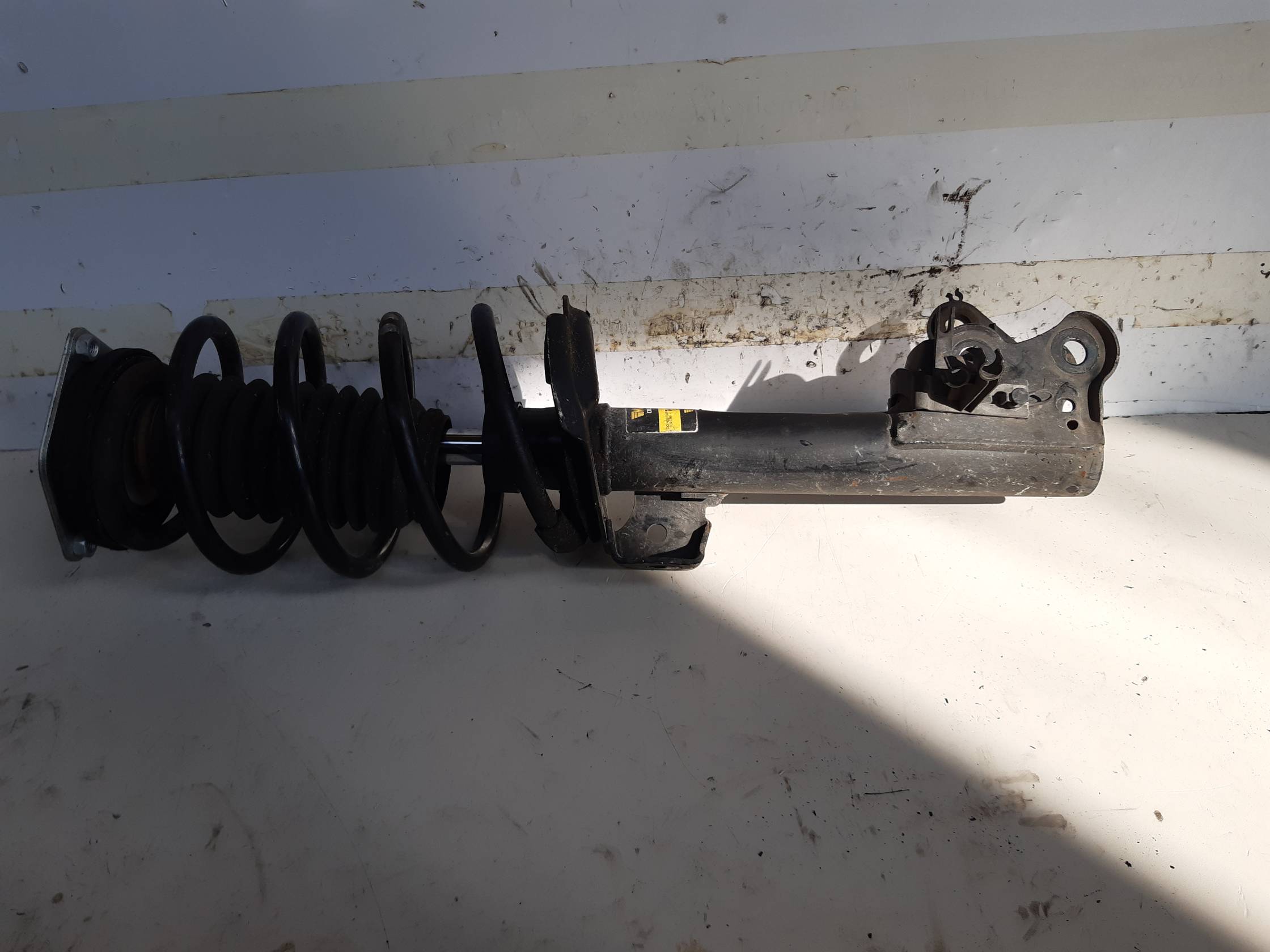 Ammortizzatore ant. sx.