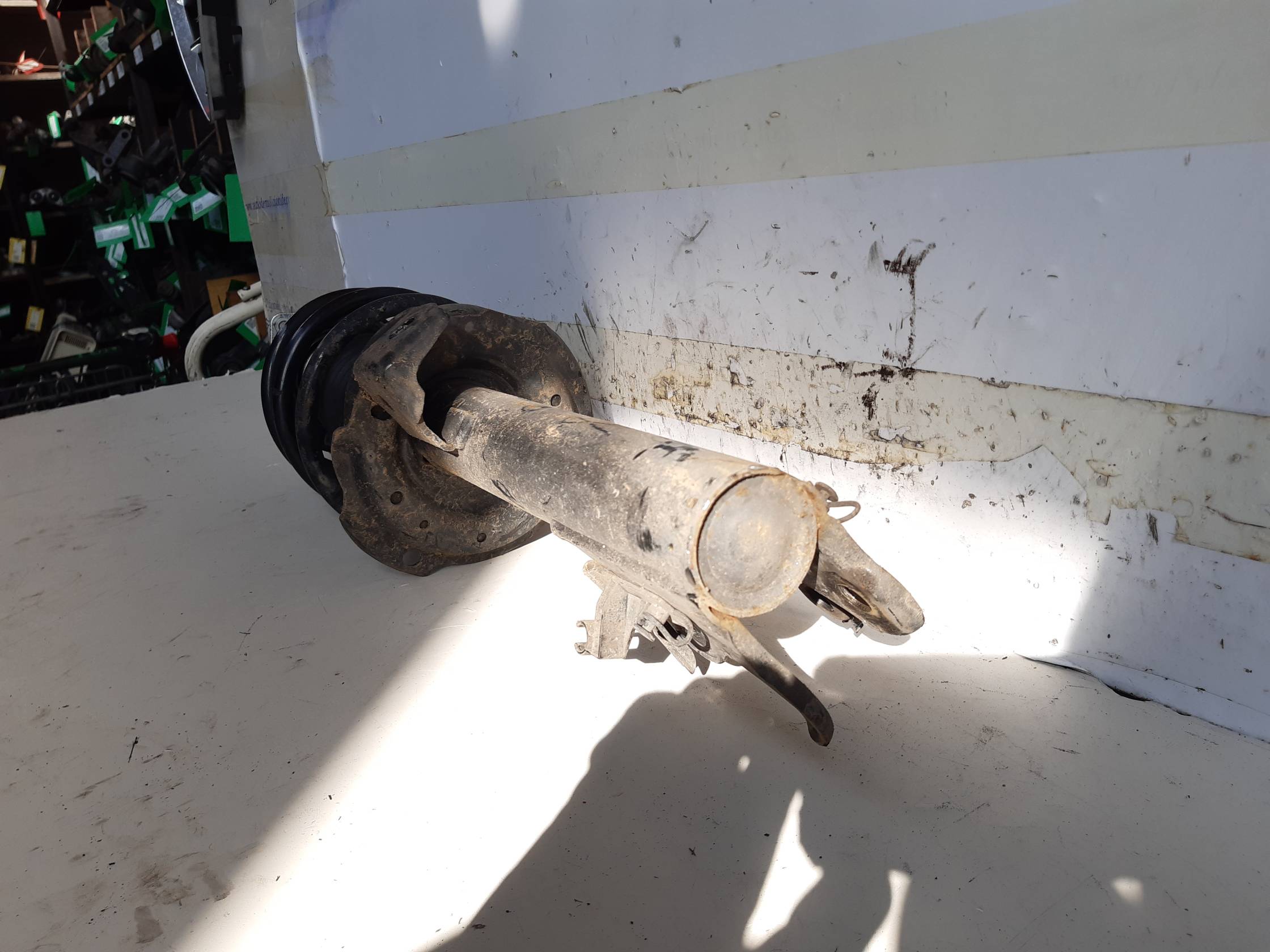 Ammortizzatore ant. dx.