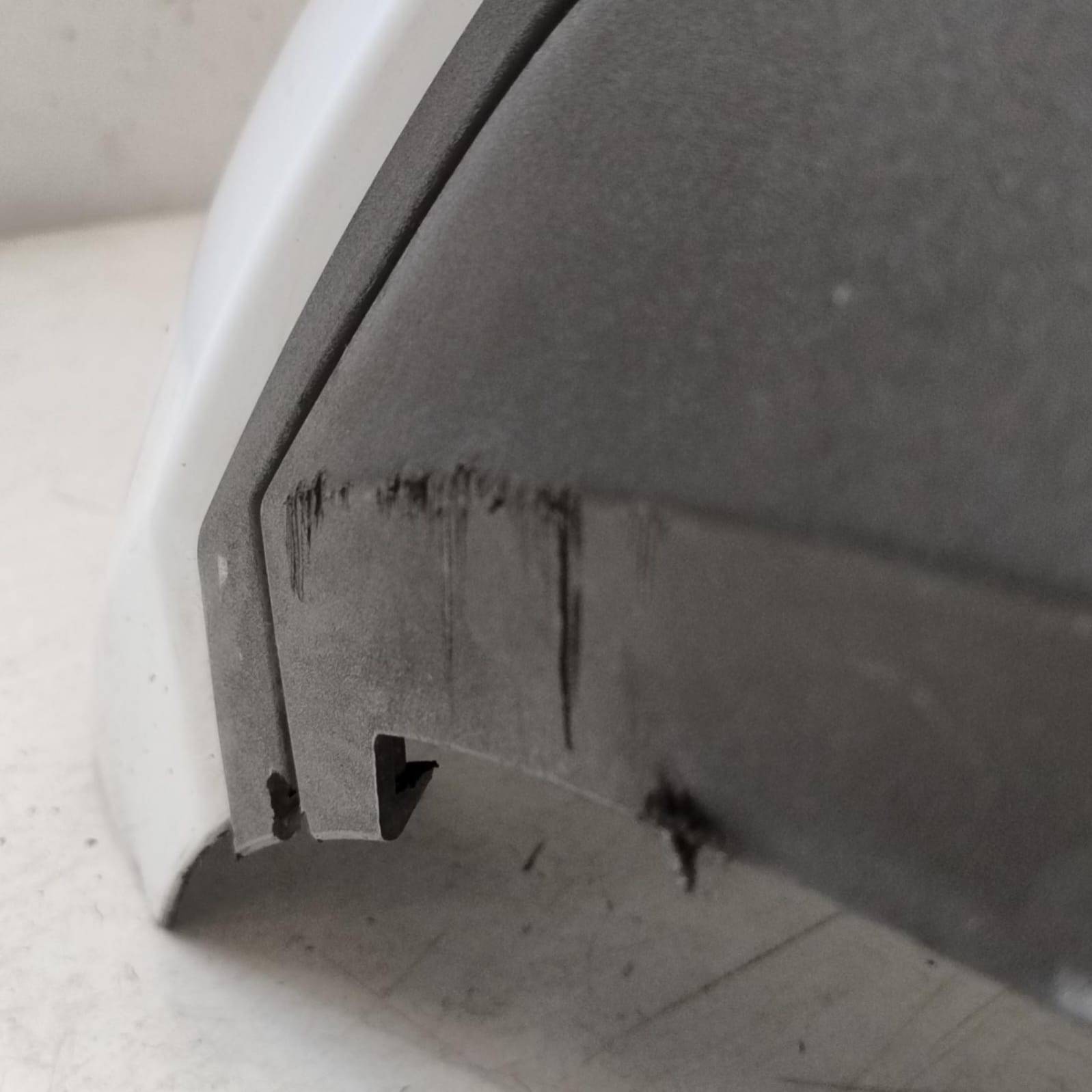 Paraurti post. Paraurti post.