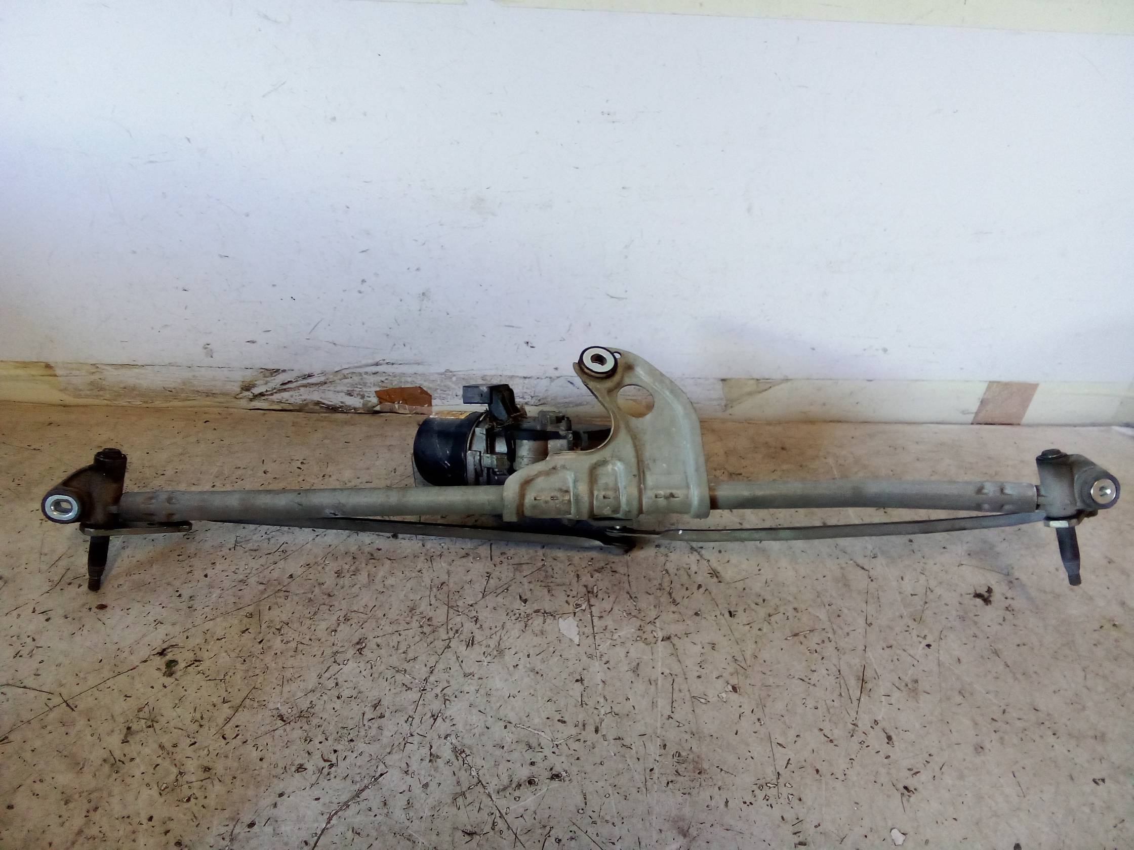 Meccanismo tergiparabrezza con motorino