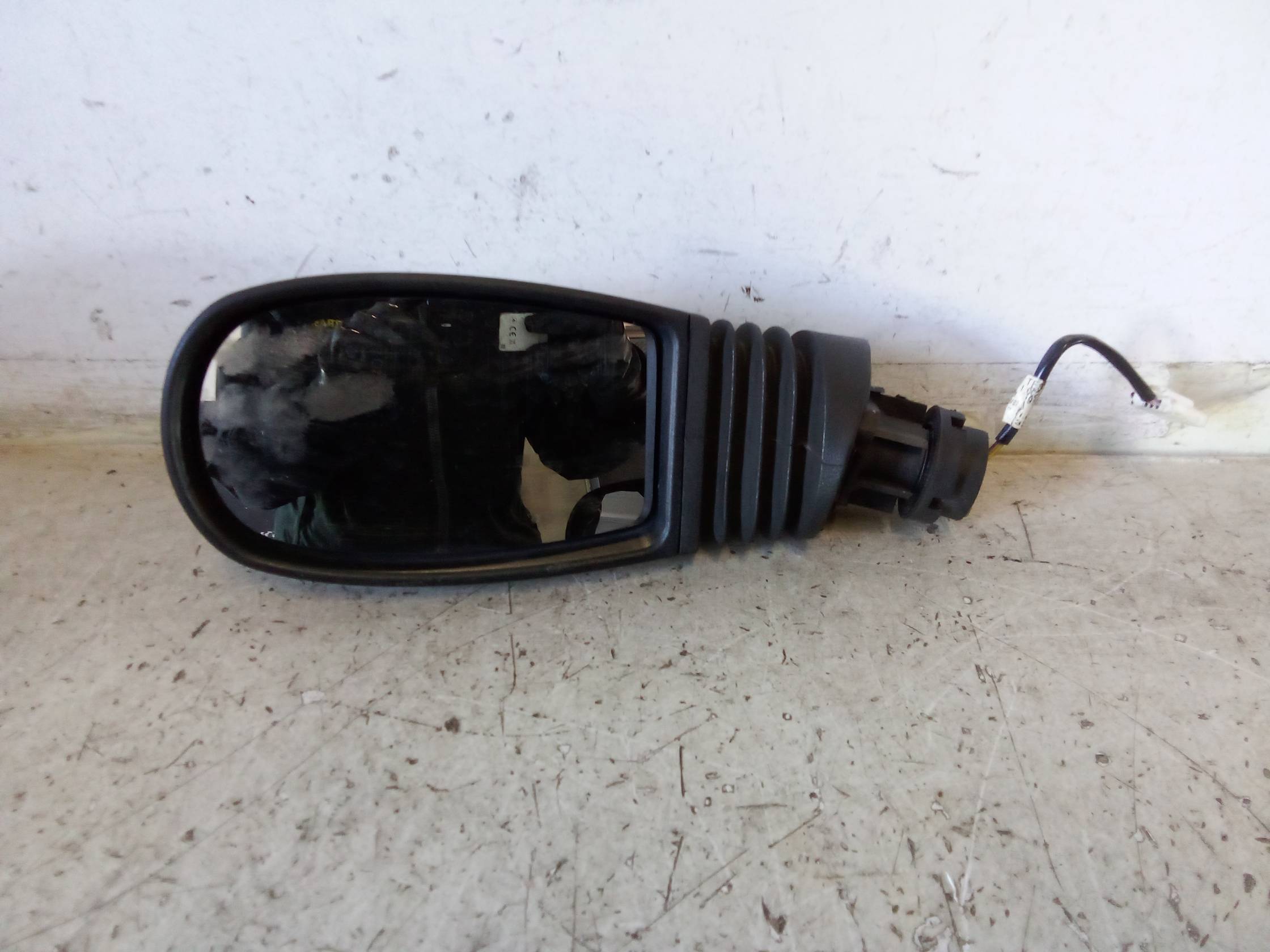 Retrovisore est. regolaz. elettr. sx.